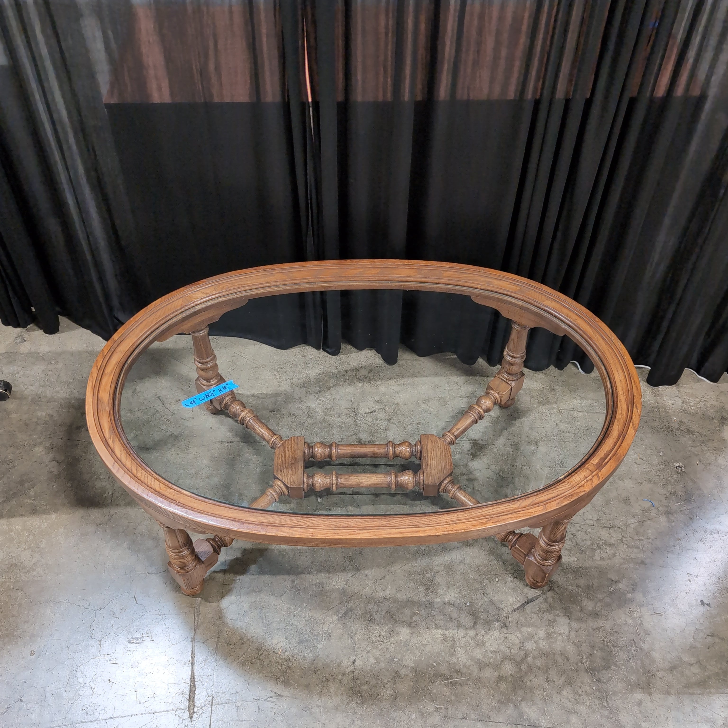 Traditional Oval Wood Coffee Table with Glass Top
