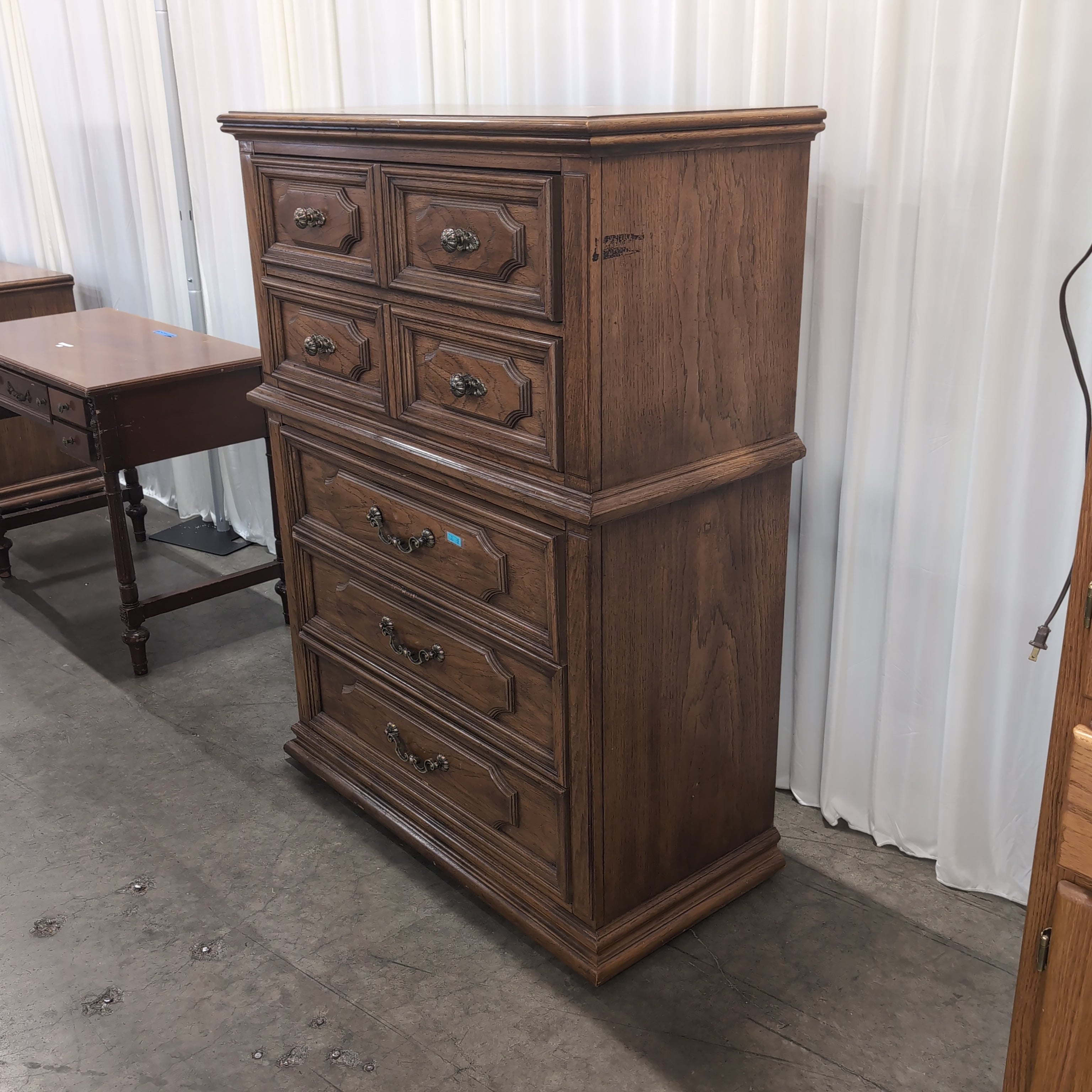 Traditional Honey Wood Seven-Drawer Dresser