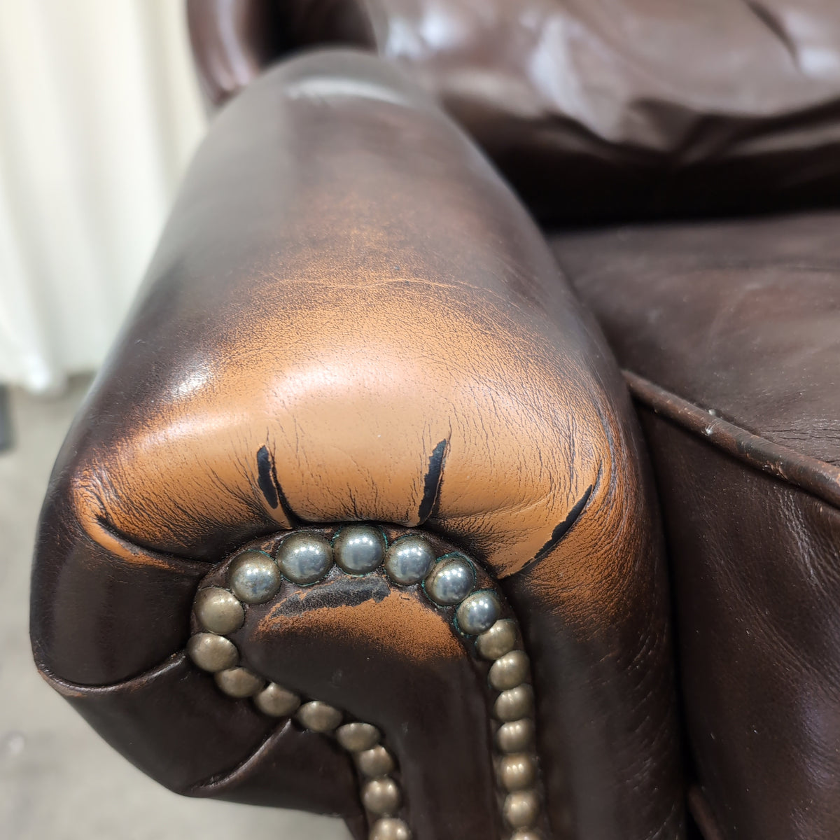 Unknown Dark Brown Furniture Item