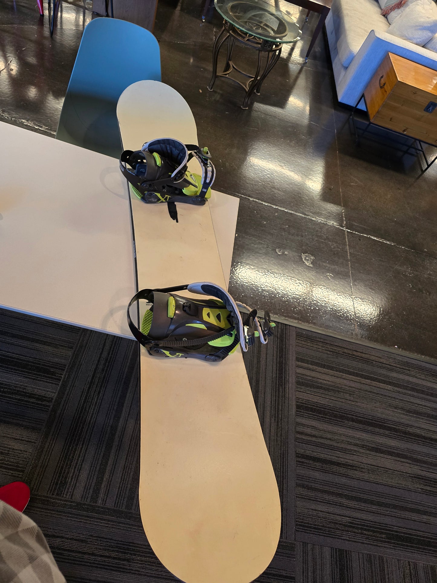 Vintage Millenium Three Discord 158.5 Snowboard with Bindings