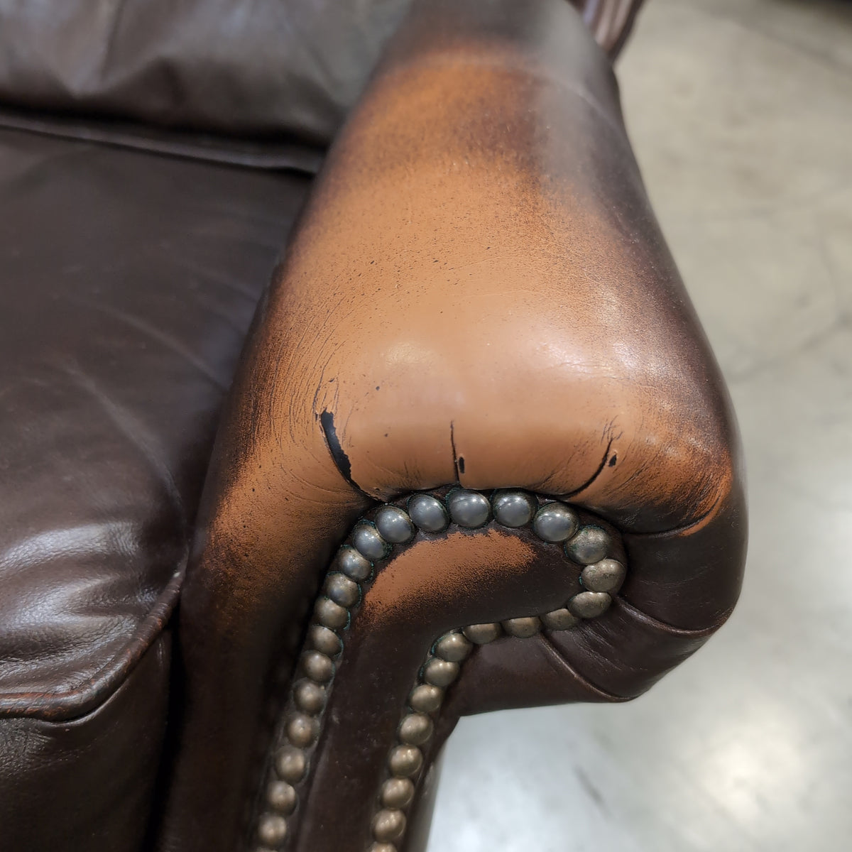 Unknown Dark Brown Furniture Item