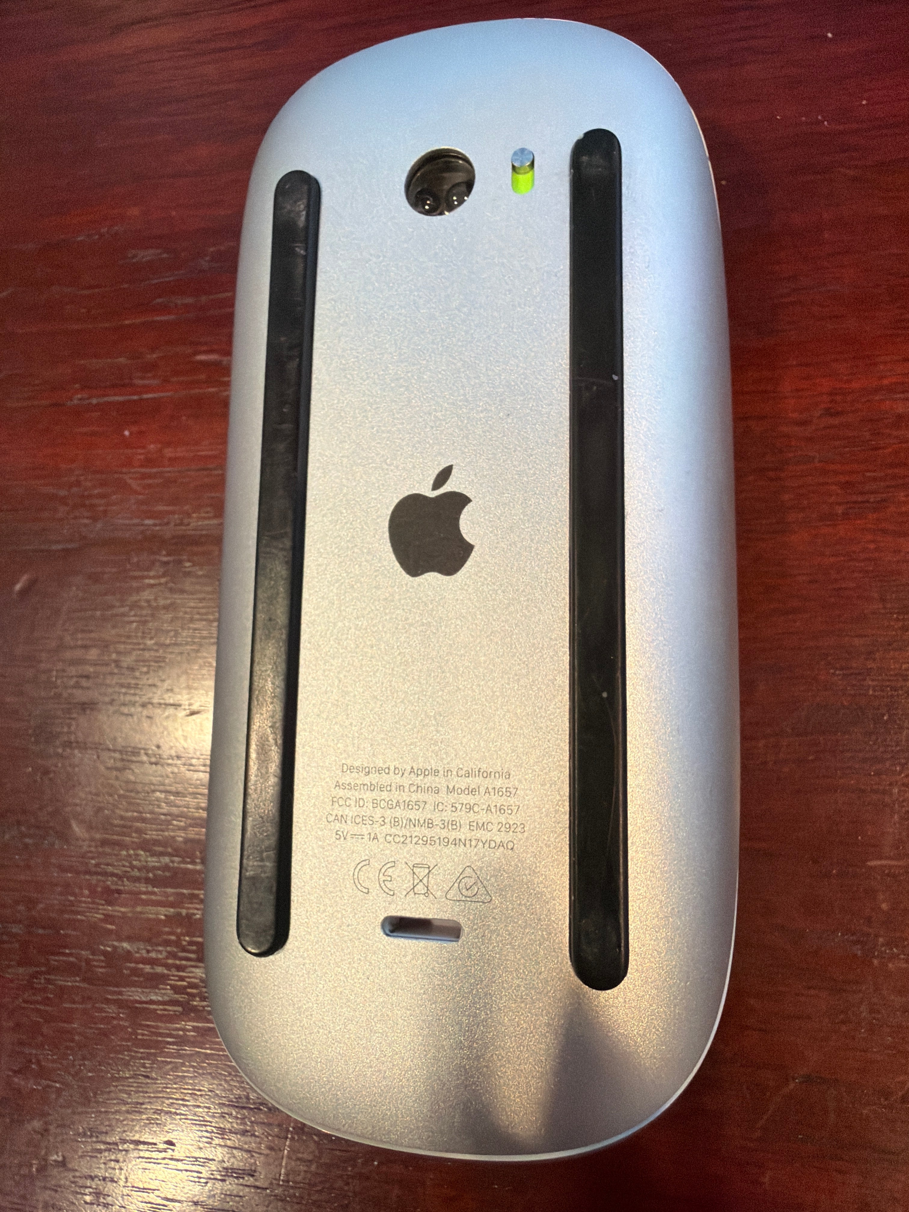 Apple Wireless Mouse A1657 in Good Working Condition
