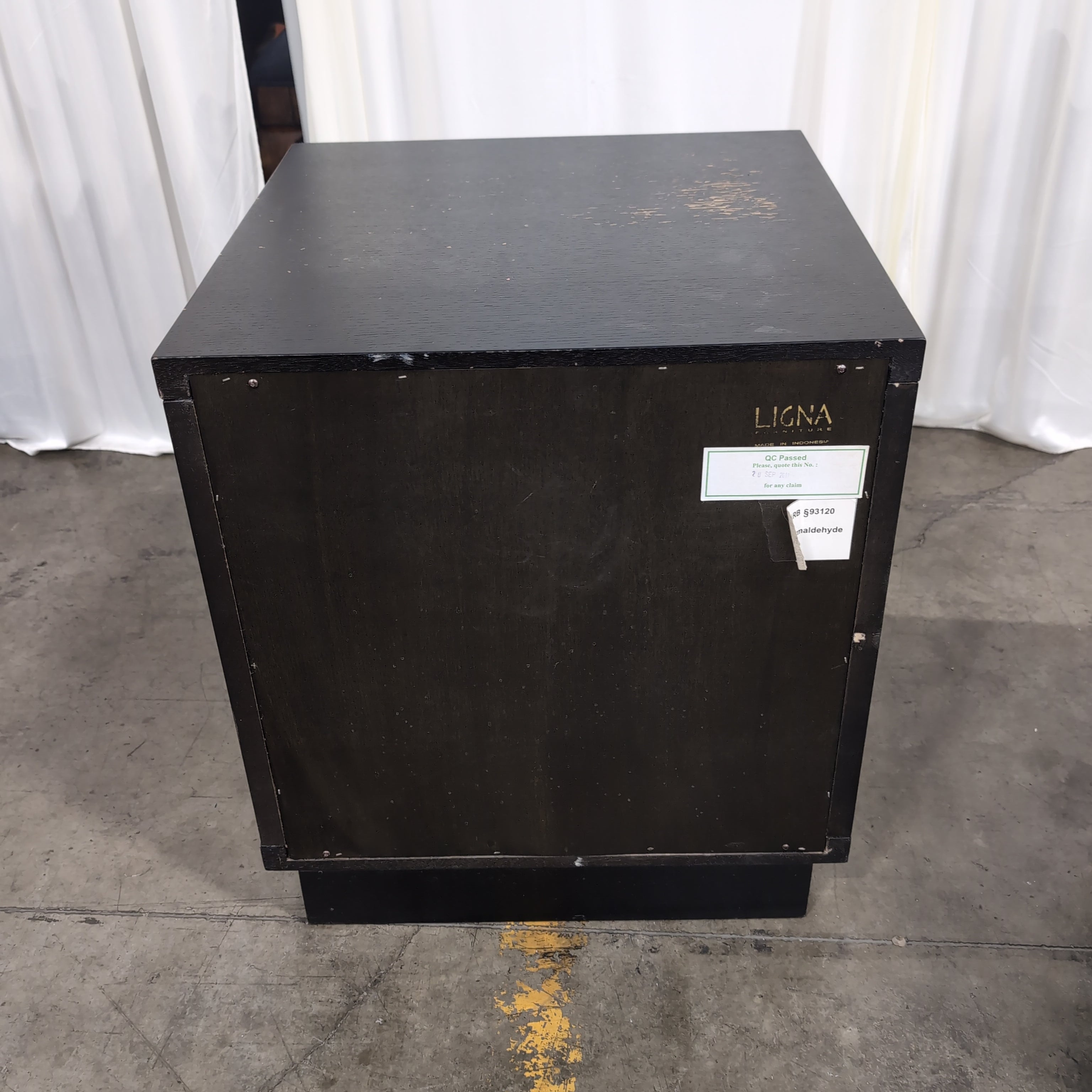 Simple Black Two-Drawer Nightstand