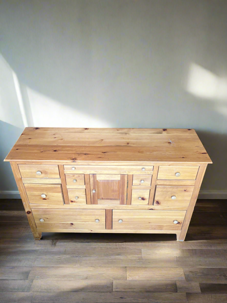 American Vintage Borkholder Amish Crafted Dresser or Sideboard