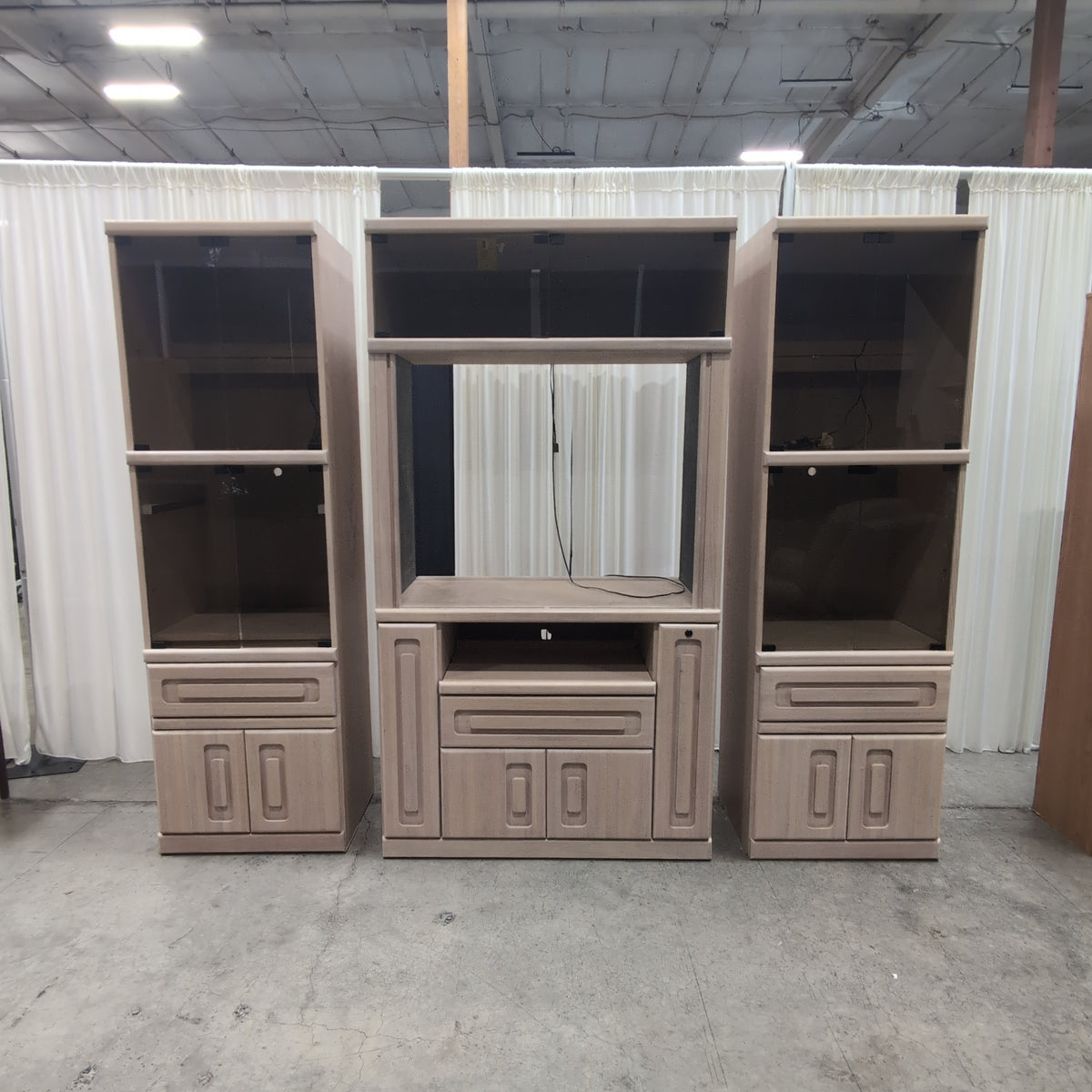 Light Wood Display China Cabinet with Glass Doors