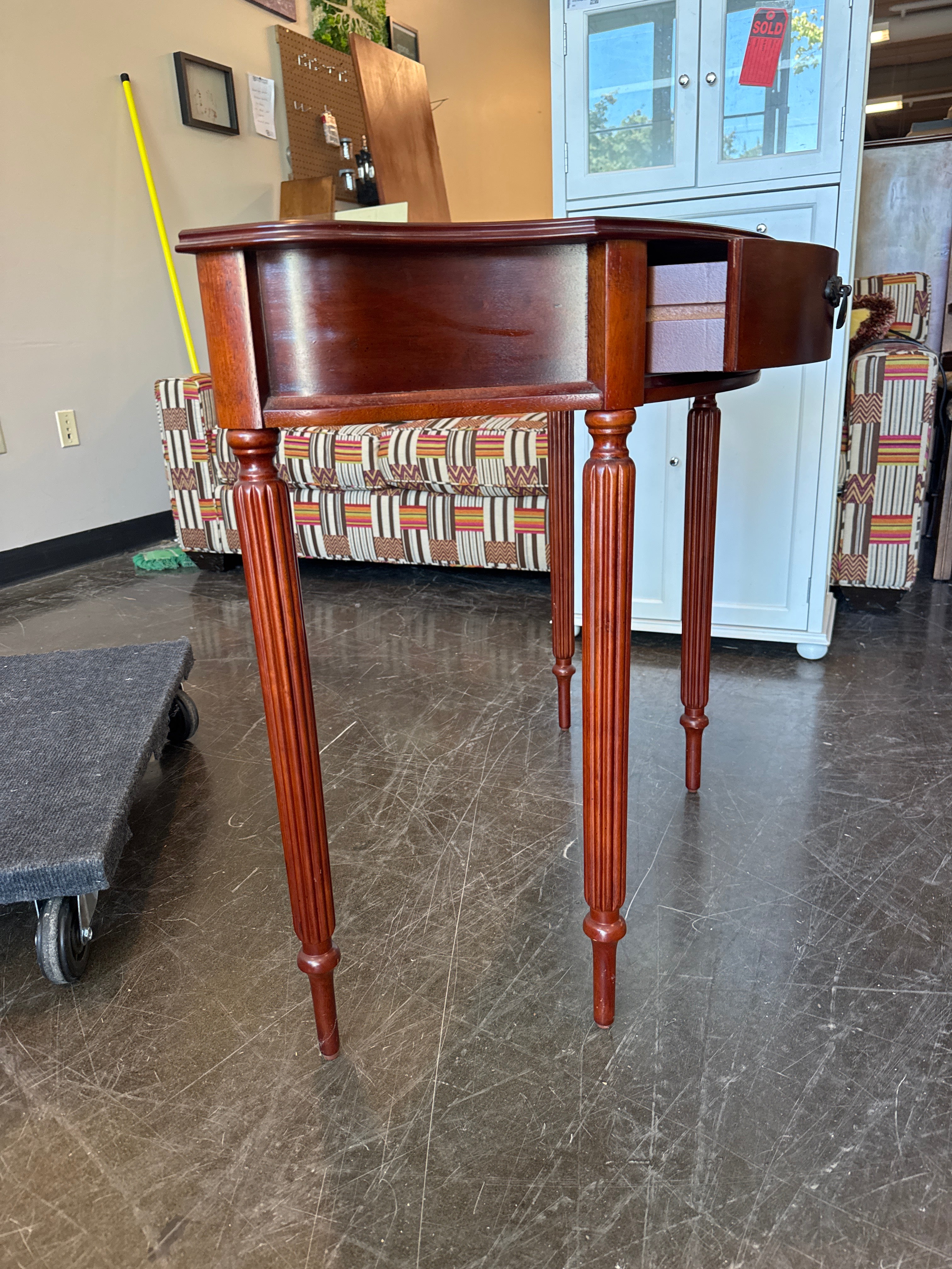 BOMBAY Company Mahogany Half Round Console/Entryway Table