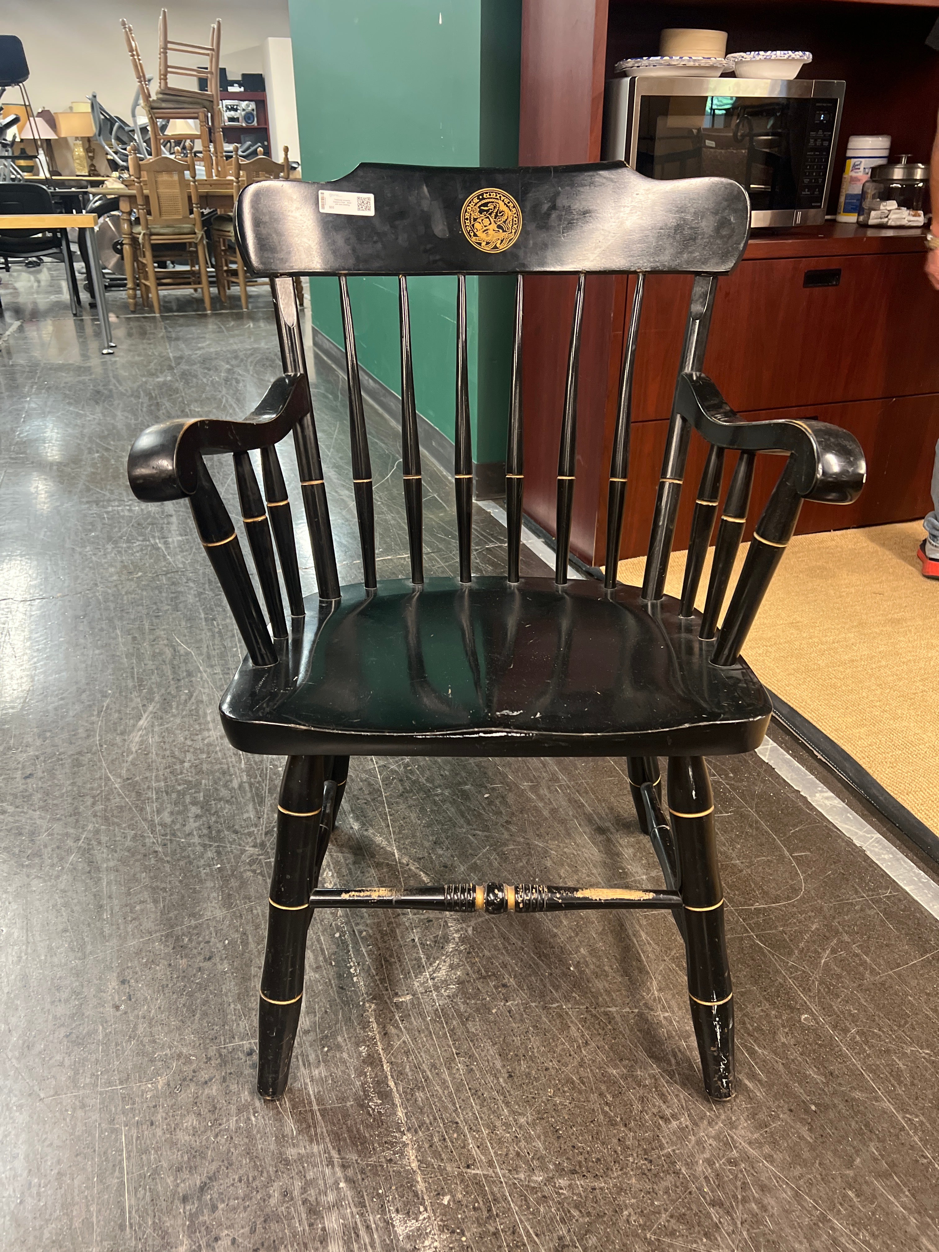 Traditional University Captain’s Chair – Black with Gold Detailing