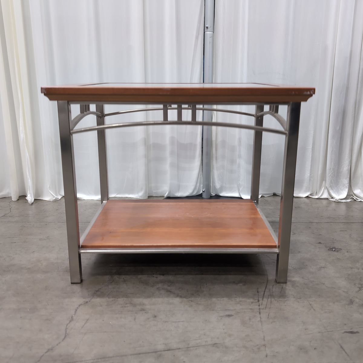 Cherry-Toned Wood and Metal End Table with Glass Top
