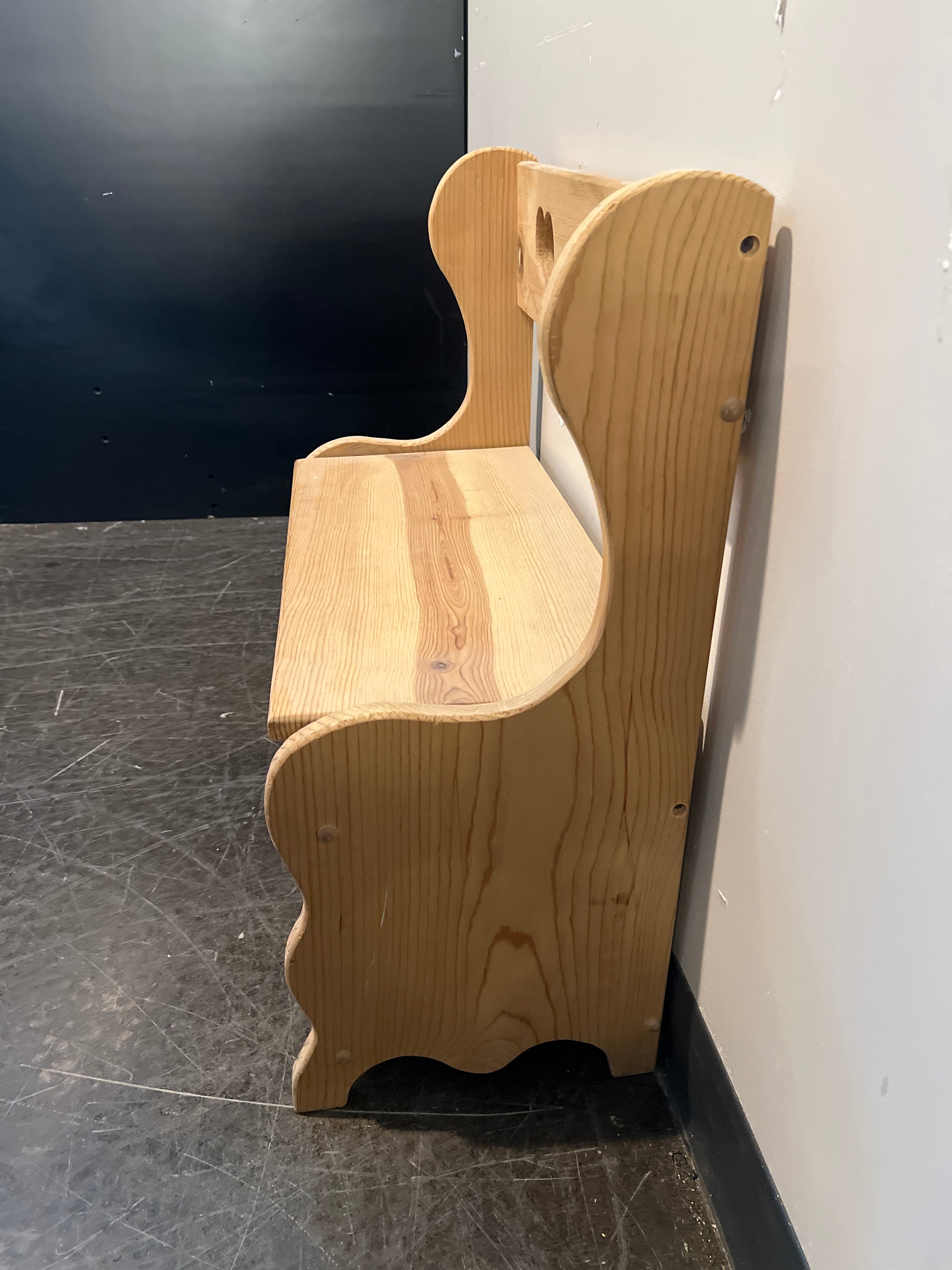 Rustic Pine Storage Bench with Heart Cutouts