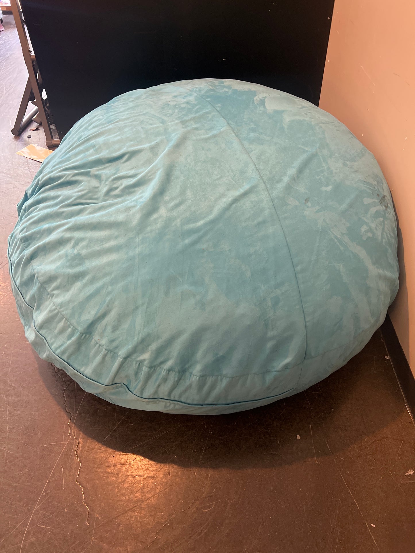 Relaxing Teal Suede Bean Bag Chair
