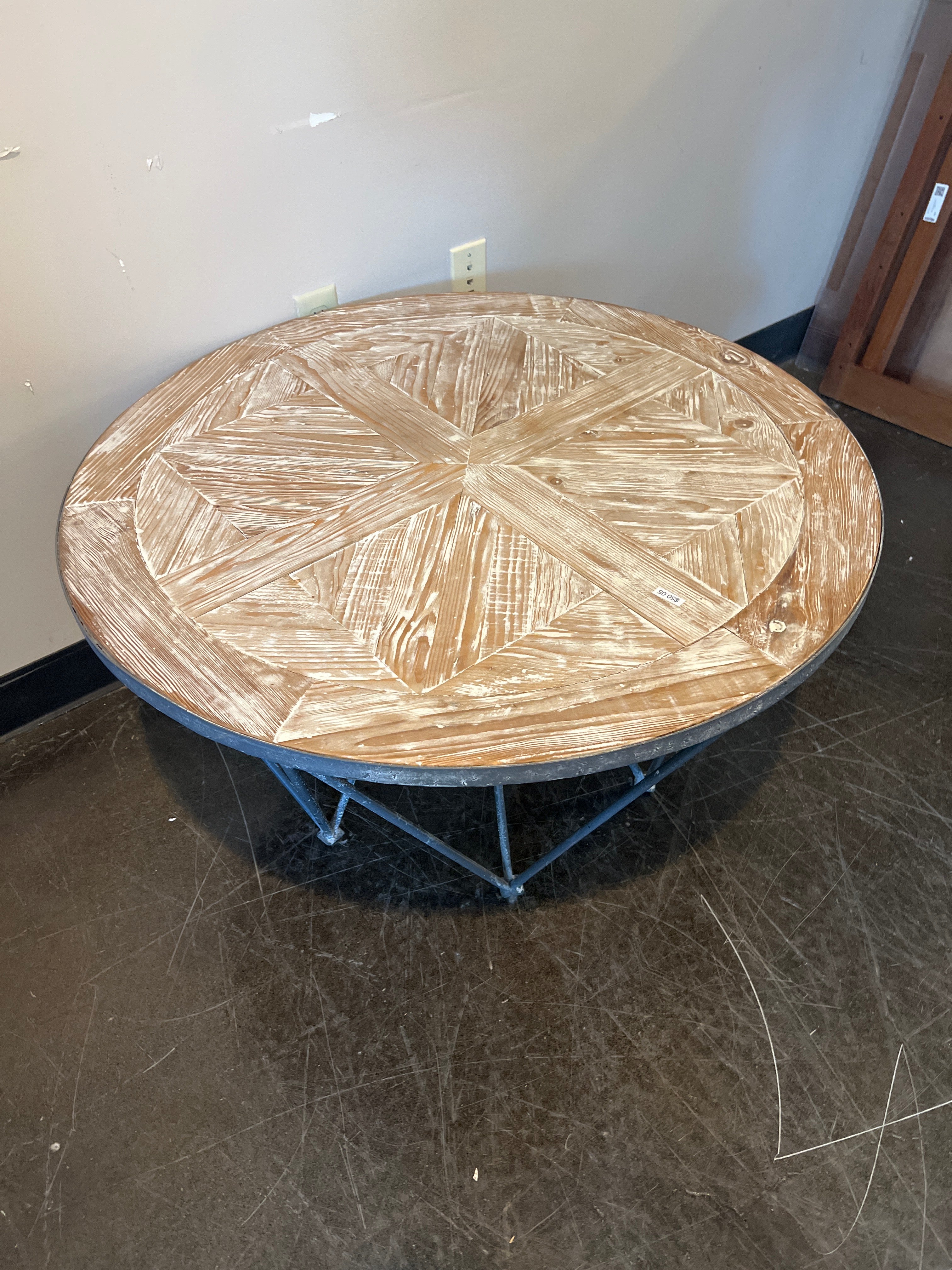 Rustic Round Wood Coffee Table with Metal Base