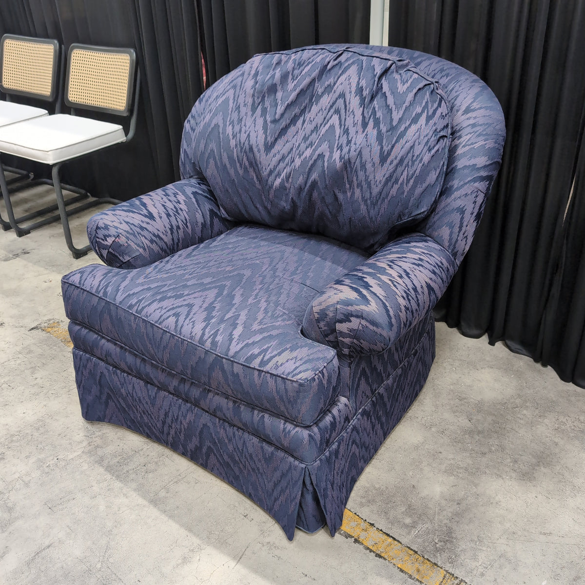Plush Deep Purple Recliner with Zigzag Pattern