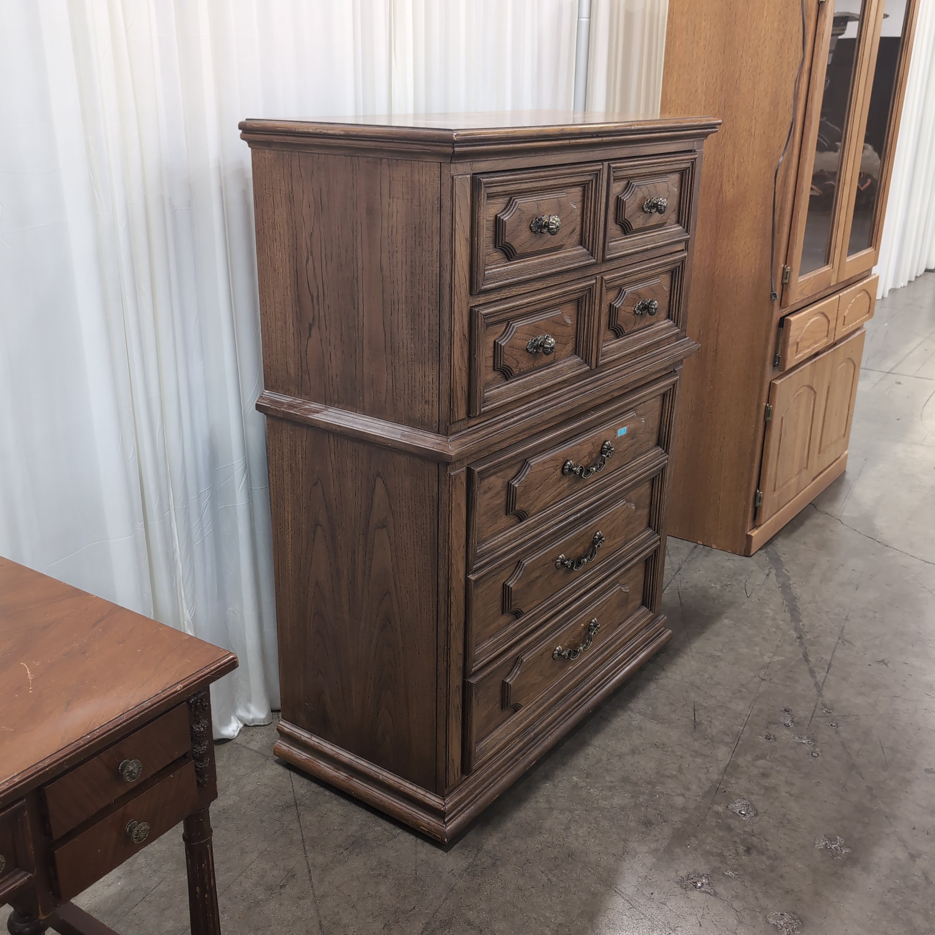 Traditional Honey Wood Seven-Drawer Dresser