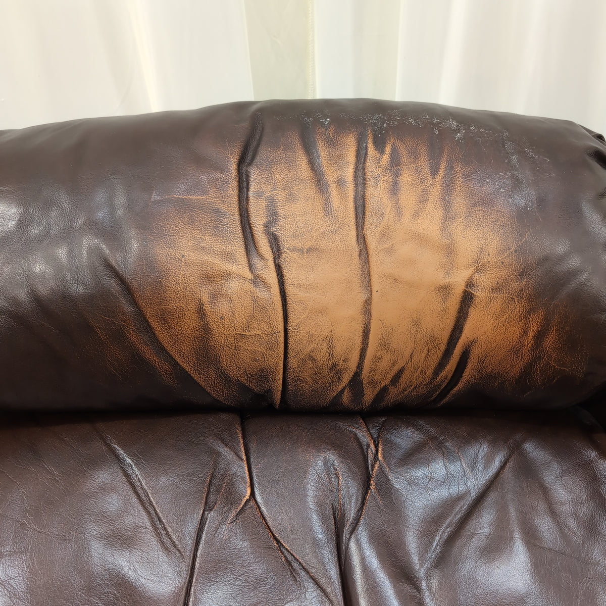 Unknown Dark Brown Furniture Item
