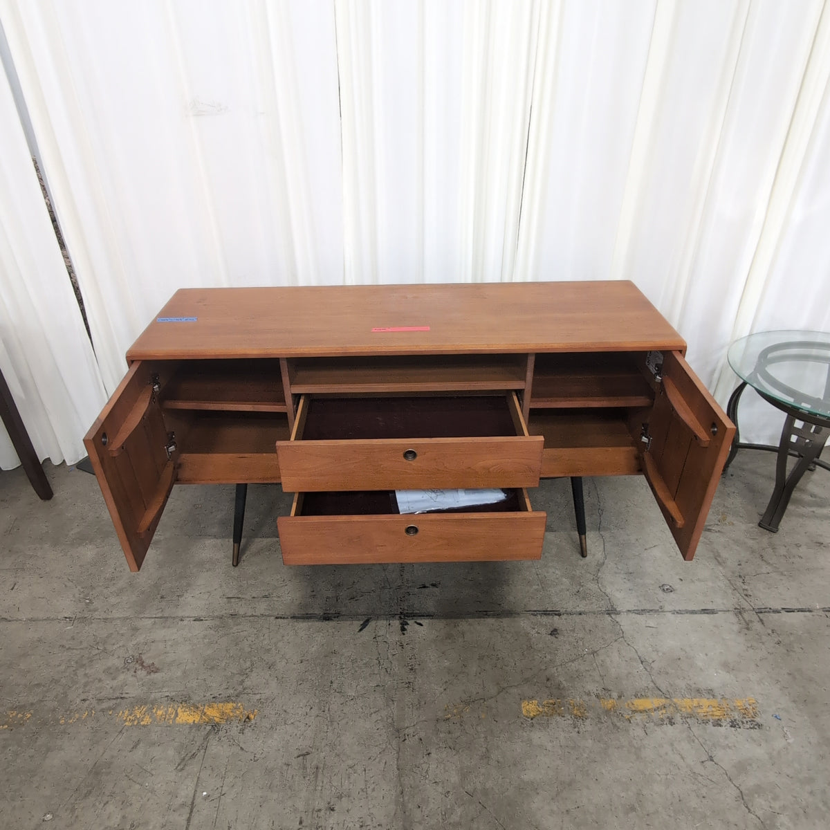RENAZRYBOL Mid-Century Wood Buffet with Tapered Legs