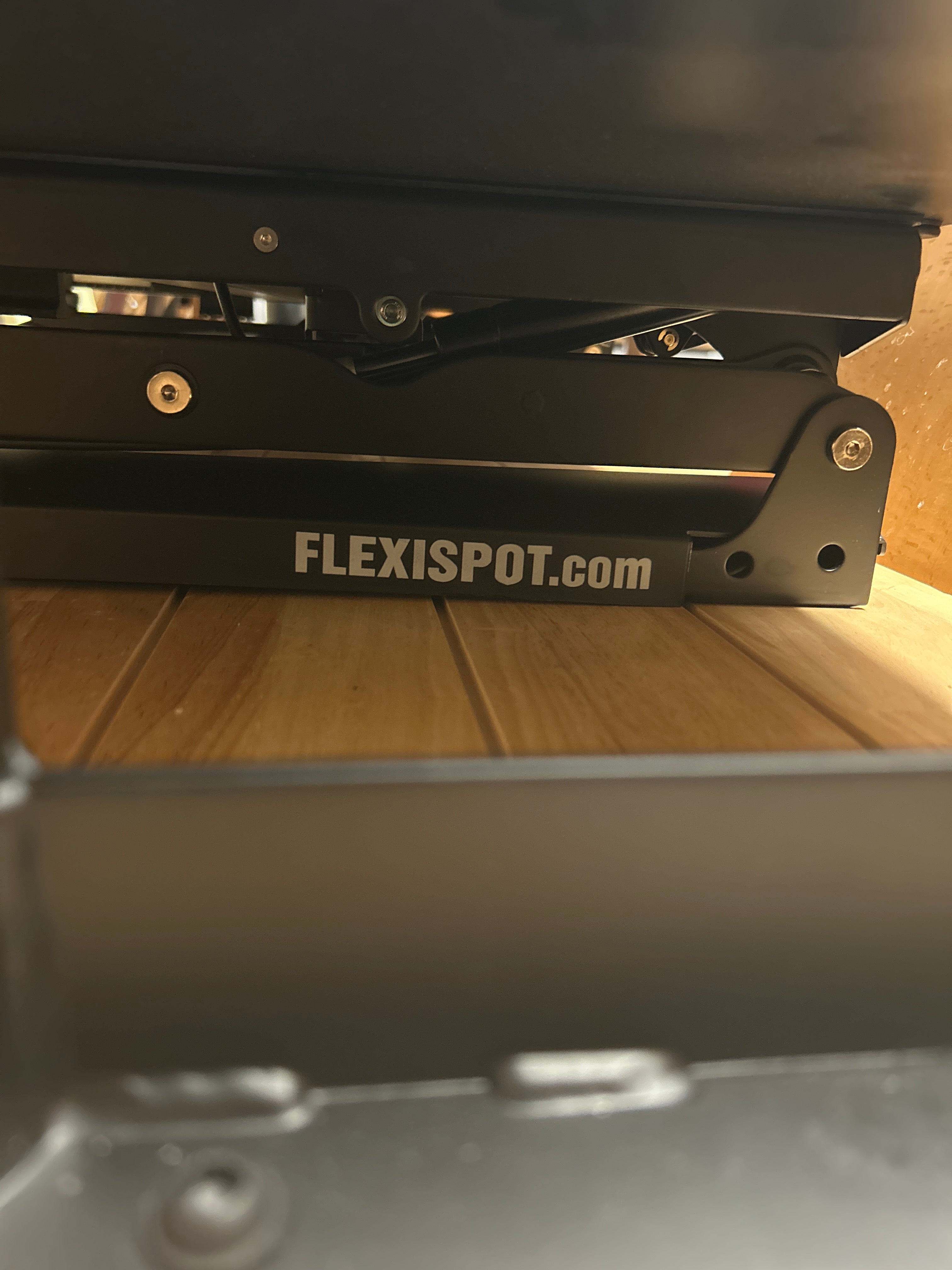 Desk riser