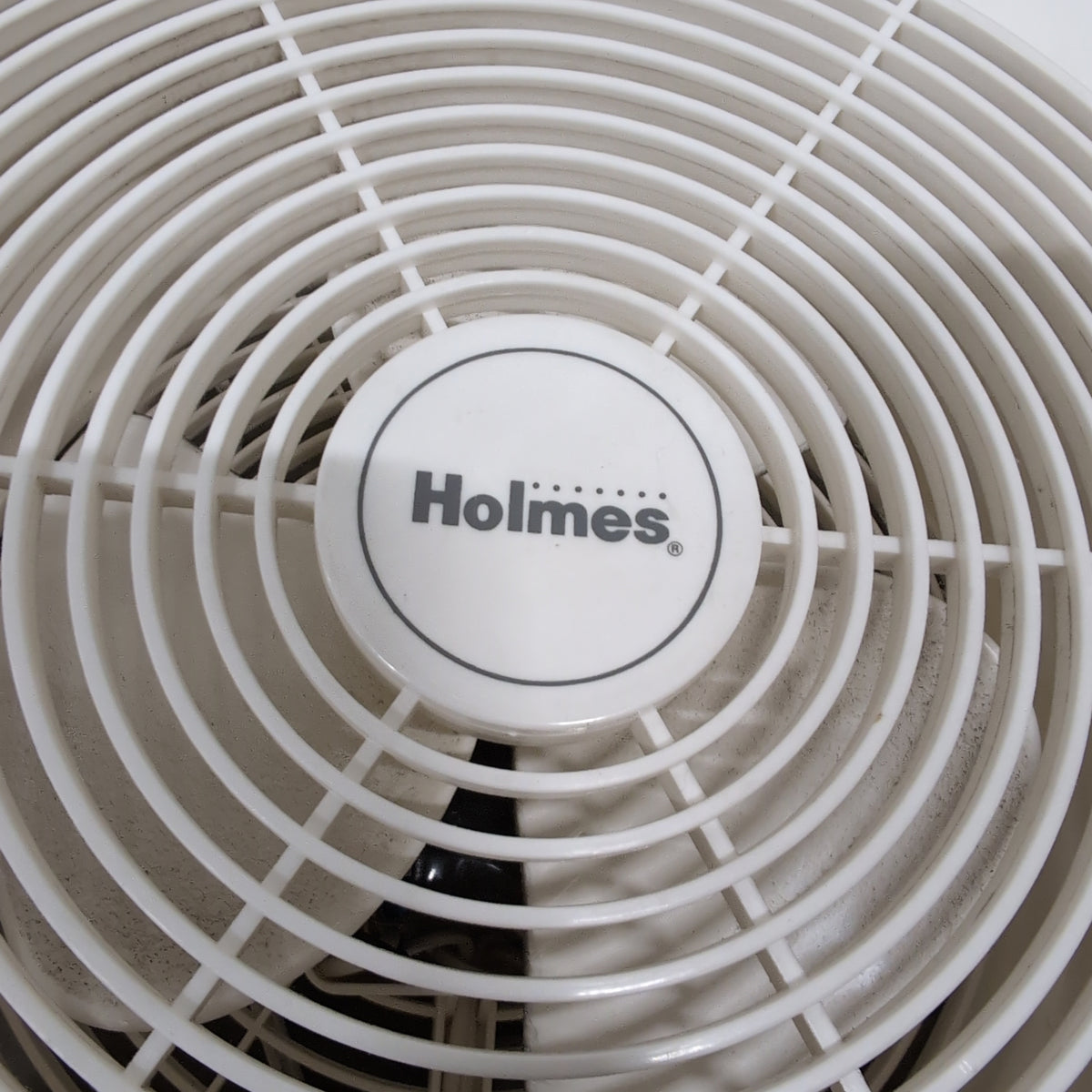 Holmes White Plastic Box Fan with Rotary Dial