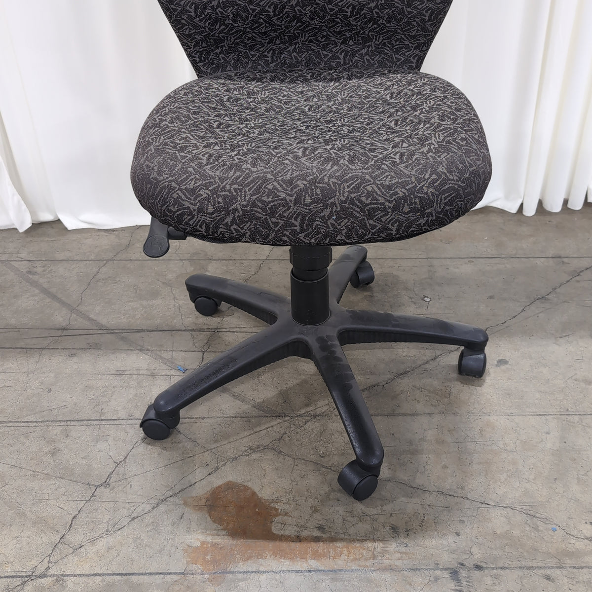 Office Star Dark Gray Patterned Fabric Swivel Office Chair with Casters