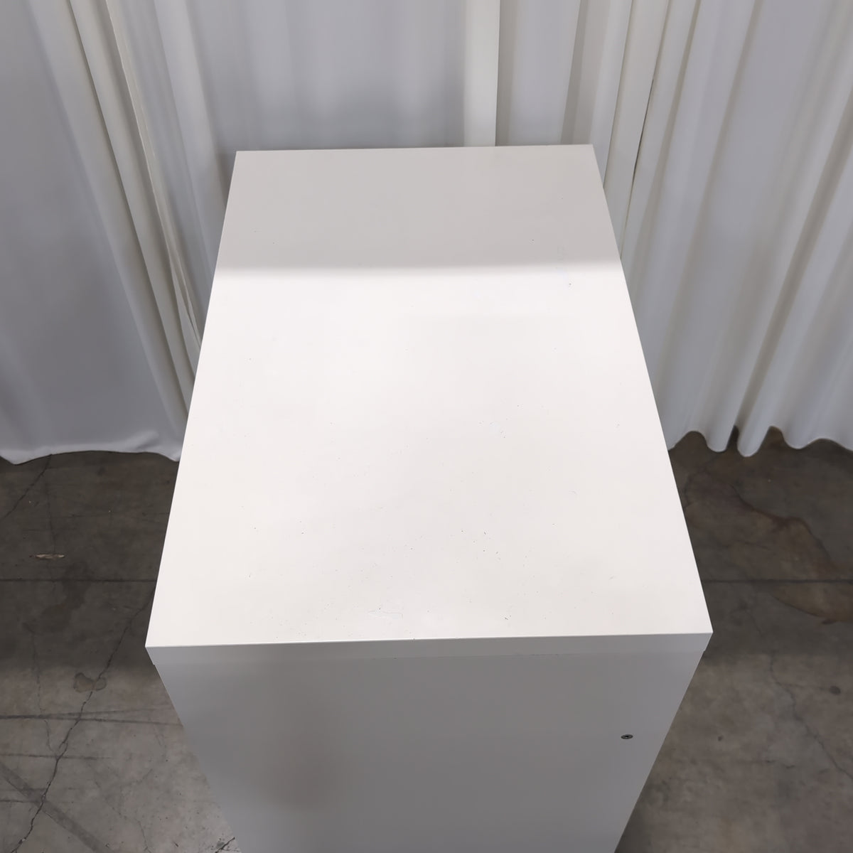 White Minimalist Desk with Pull-Out Shelf
