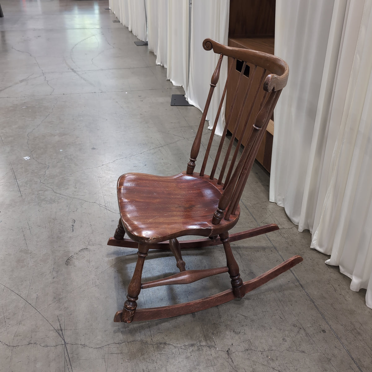 Windsor Style Spindle Back Rocking Chair in Dark Wood