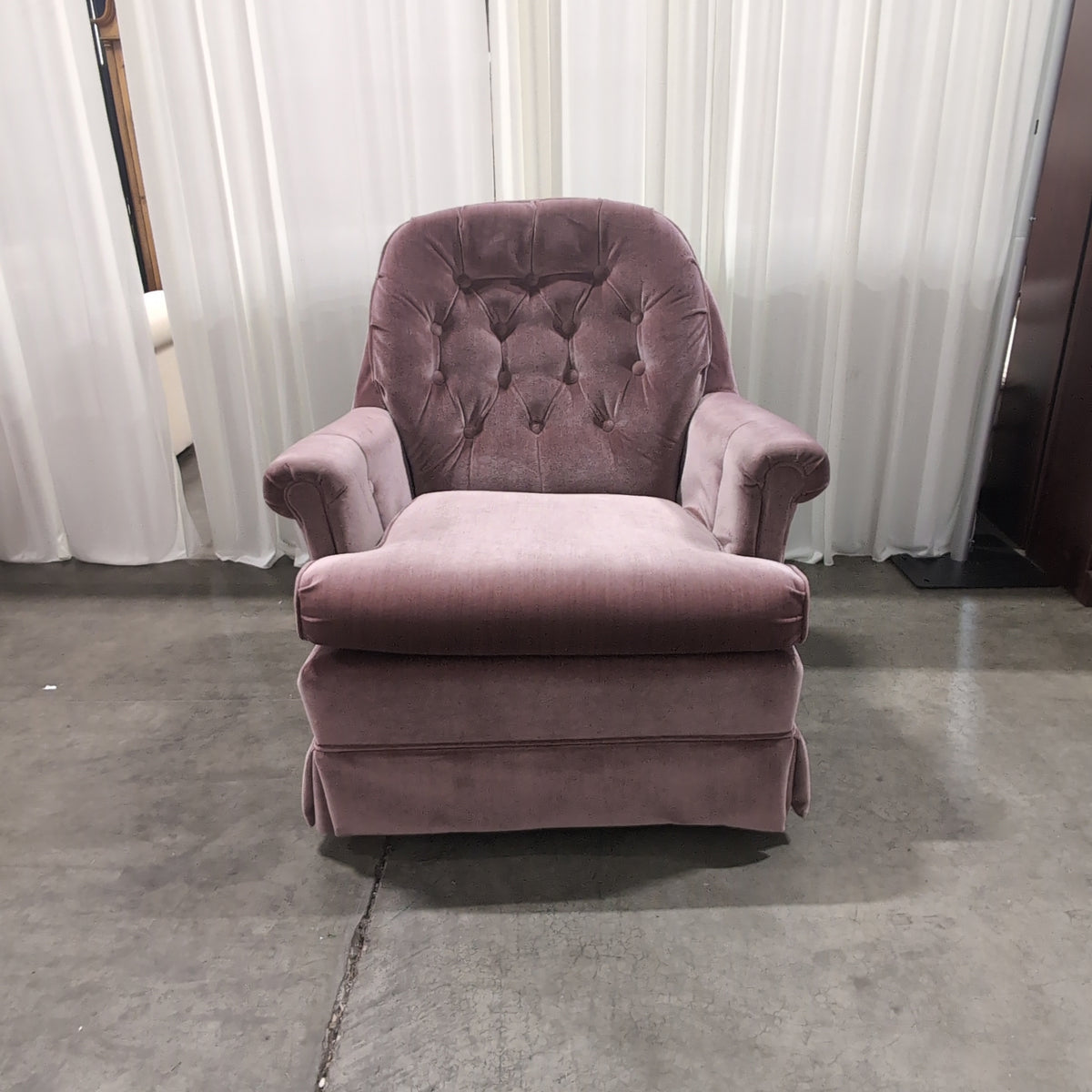Best Chairs Inc. Dusty Rose Tufted Velvet Club Chair