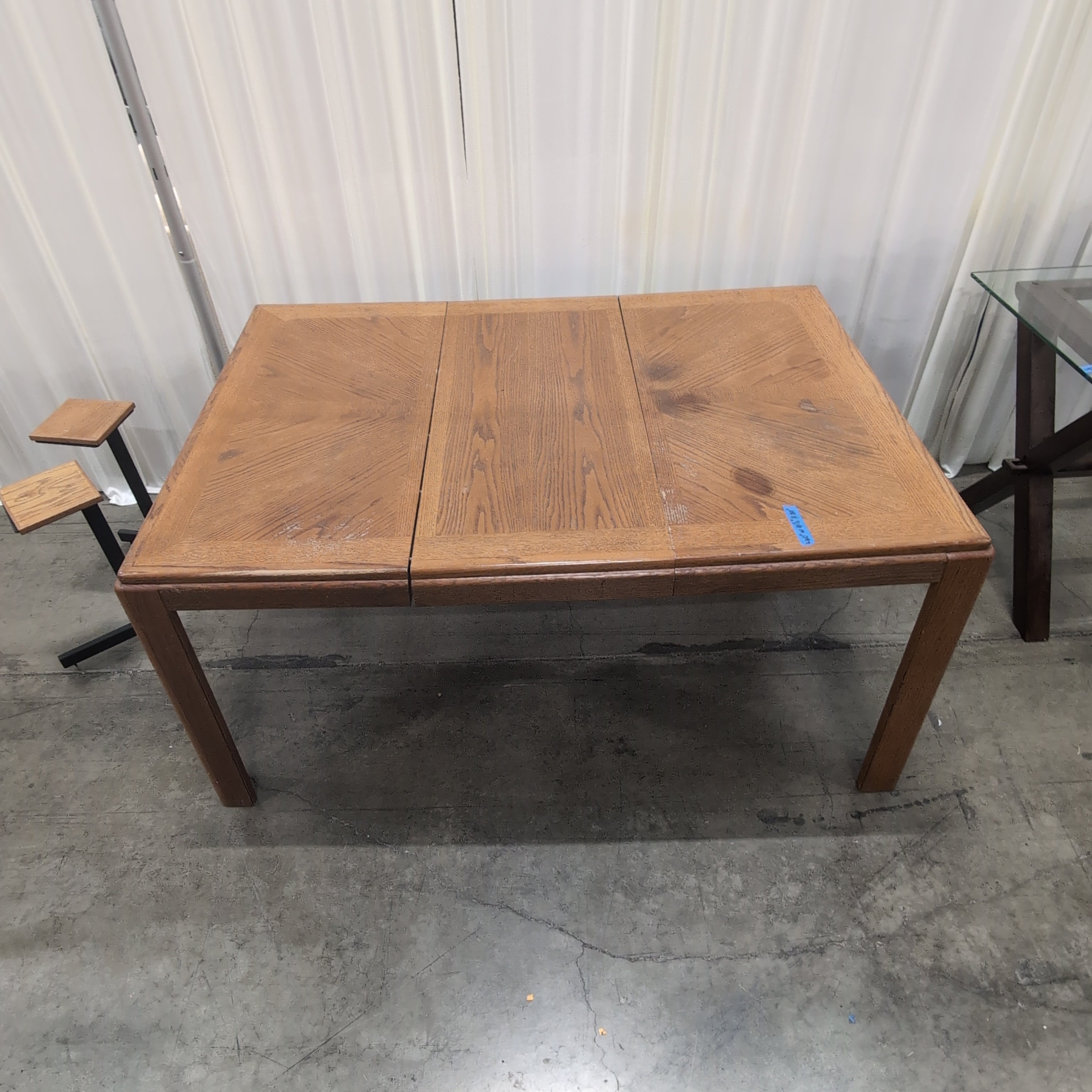 Light Brown Wood Extendable Dining Table with Leaves