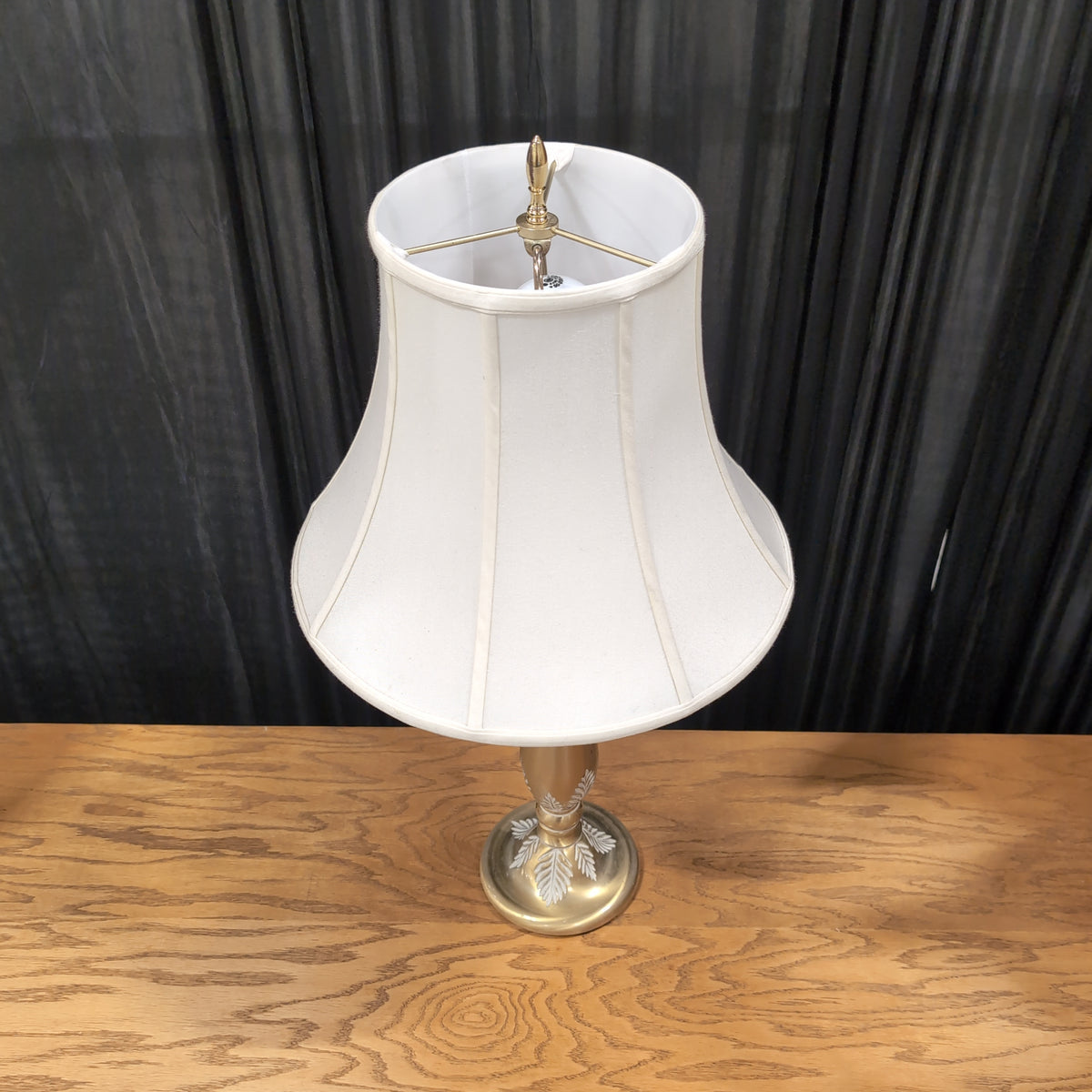 Ornate Gold Table Lamp with Leaf Details