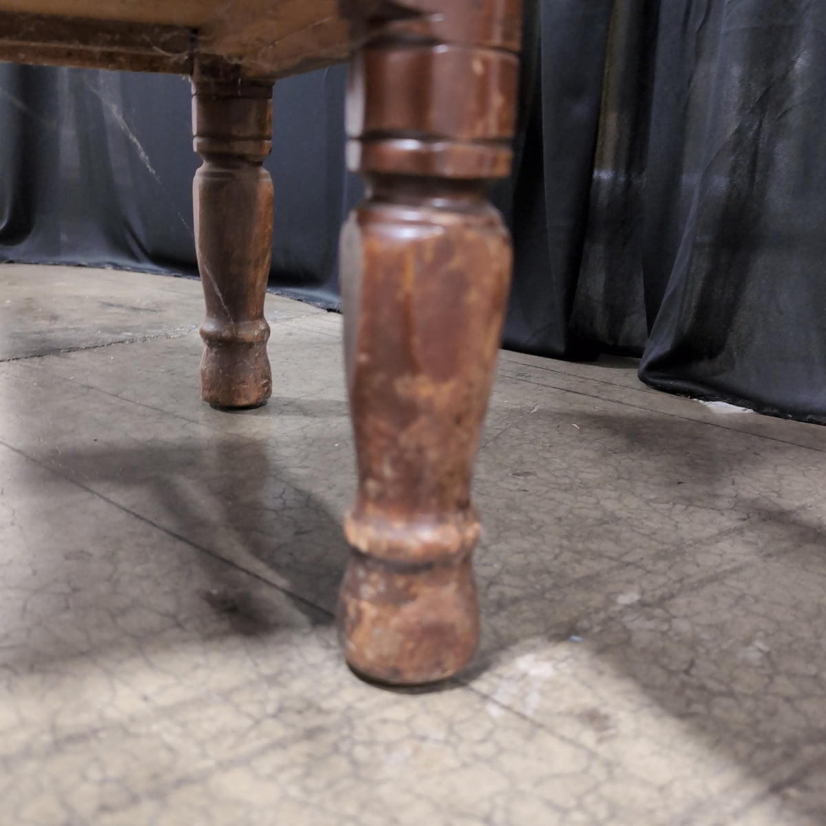 Traditional Reddish-Brown Wood Nightstand with Cabinet Door