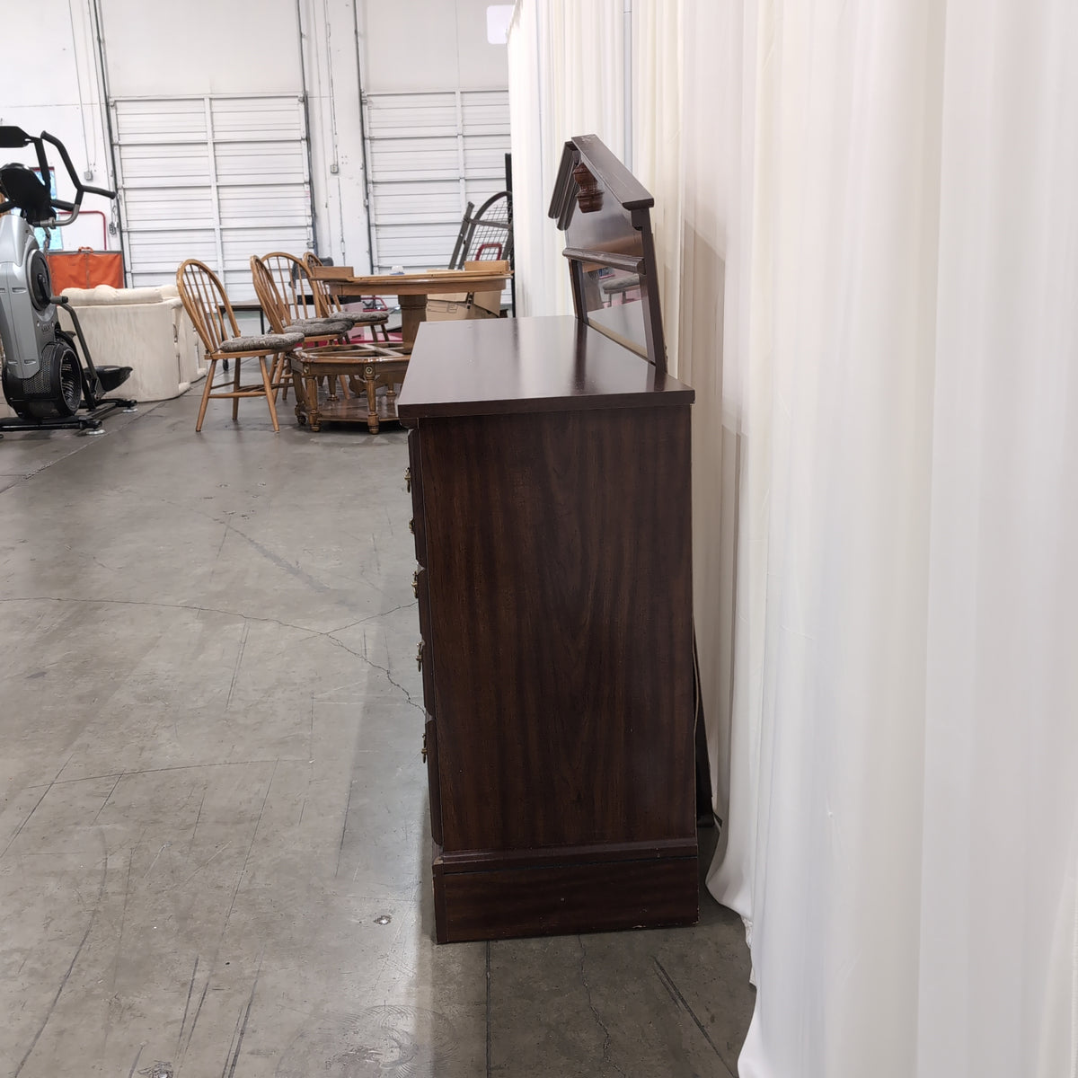 Traditional Dark Wood Nine-Drawer Dresser with Mirror