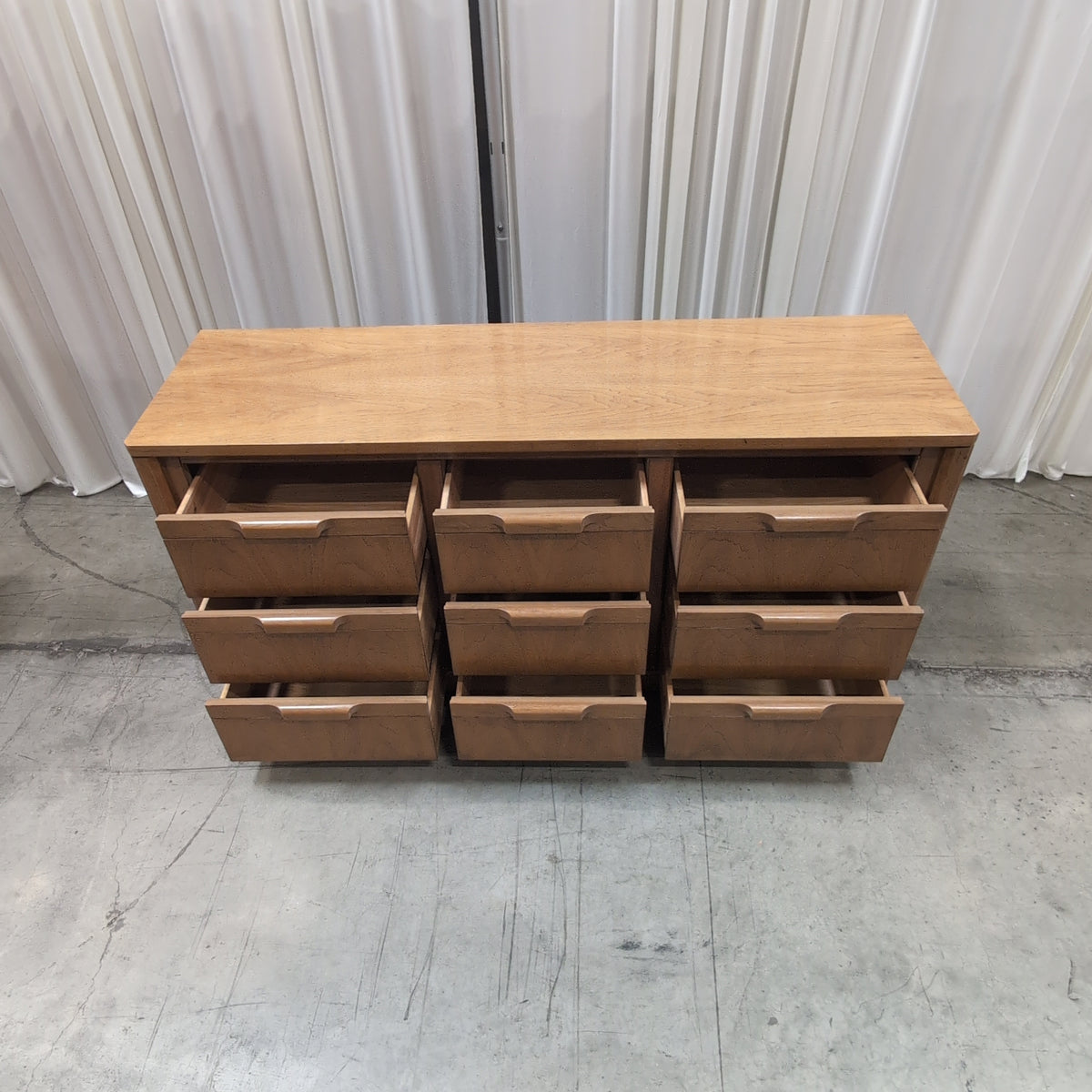 Honey Tone Wood Six-Drawer Dresser
