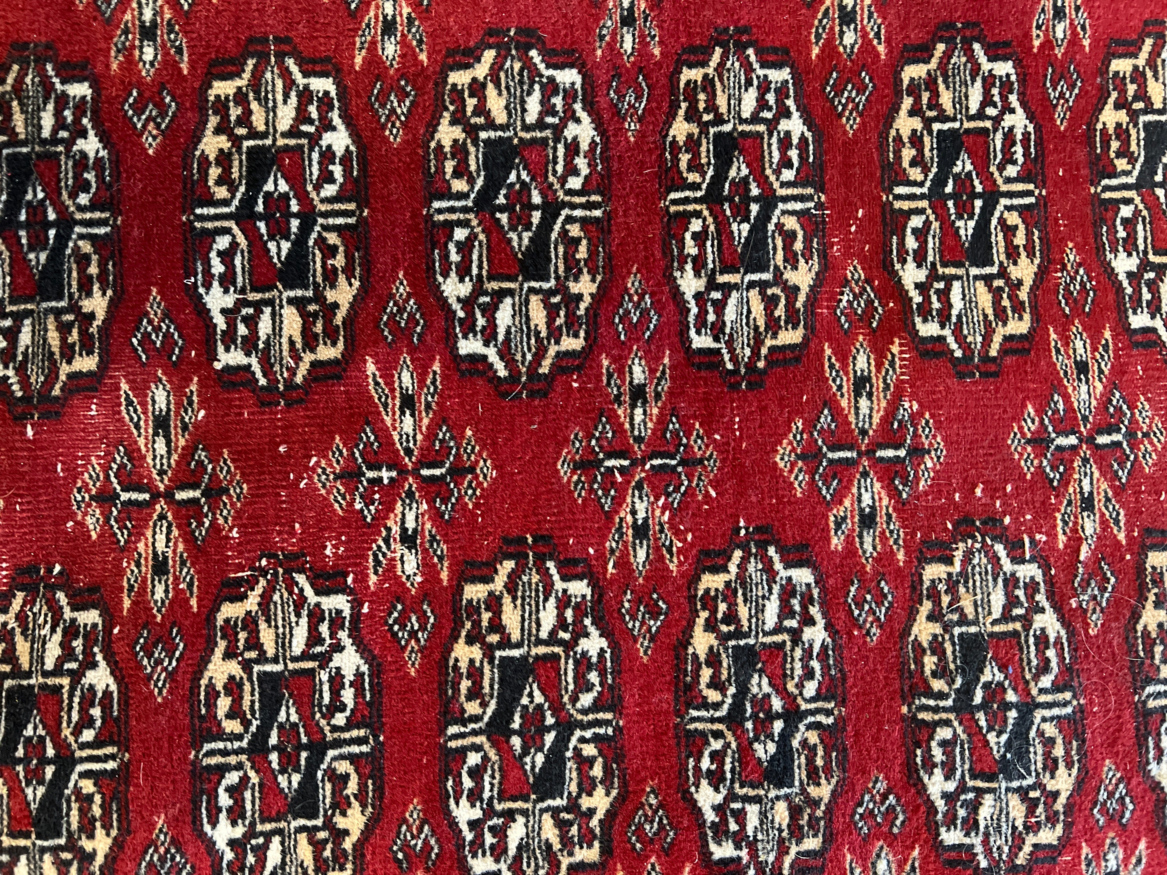 Traditional Patterned Runner Rug