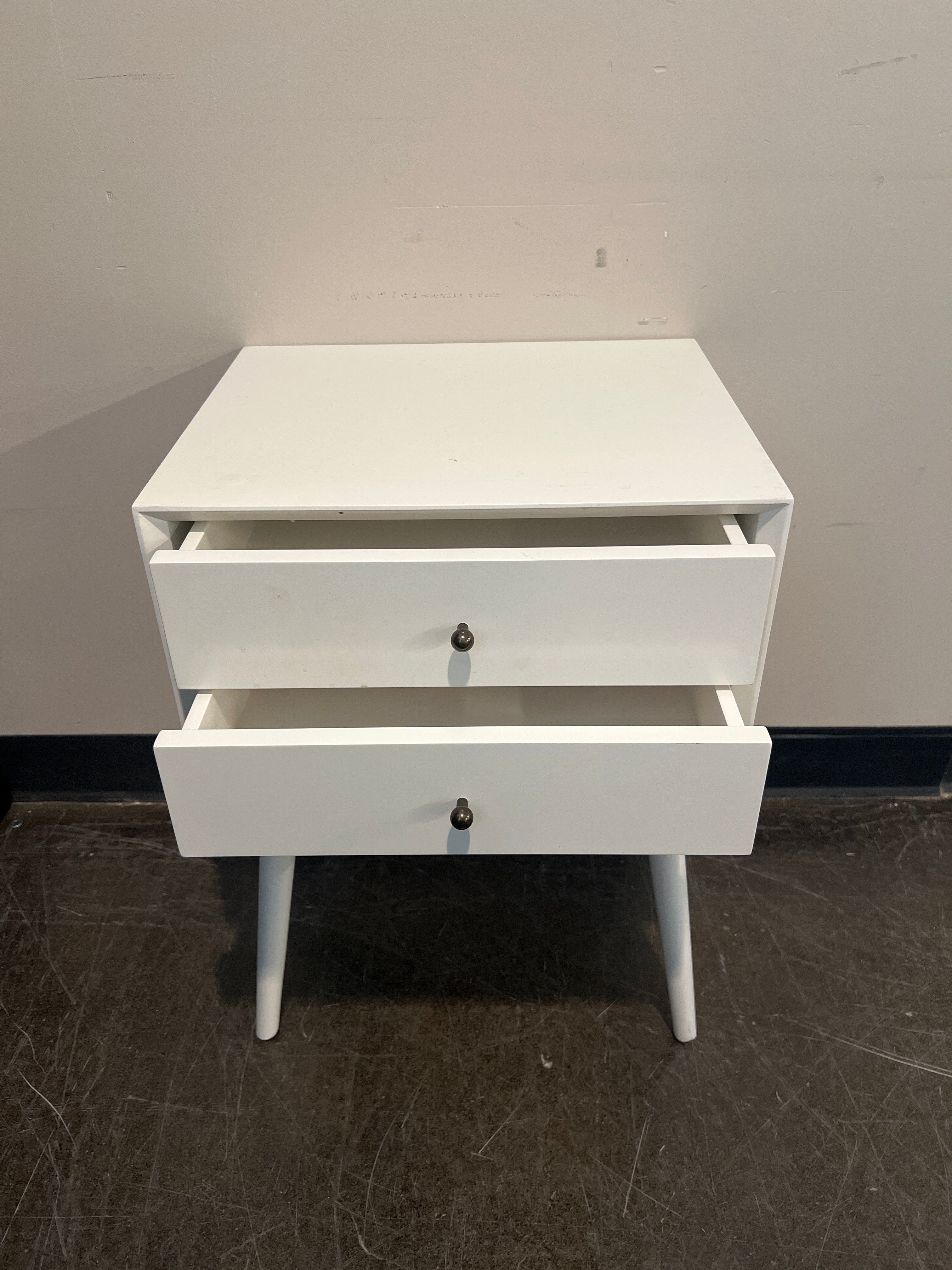 Williams Sonoma Mid-Century 2-Drawer Nightstand – White Lacquer