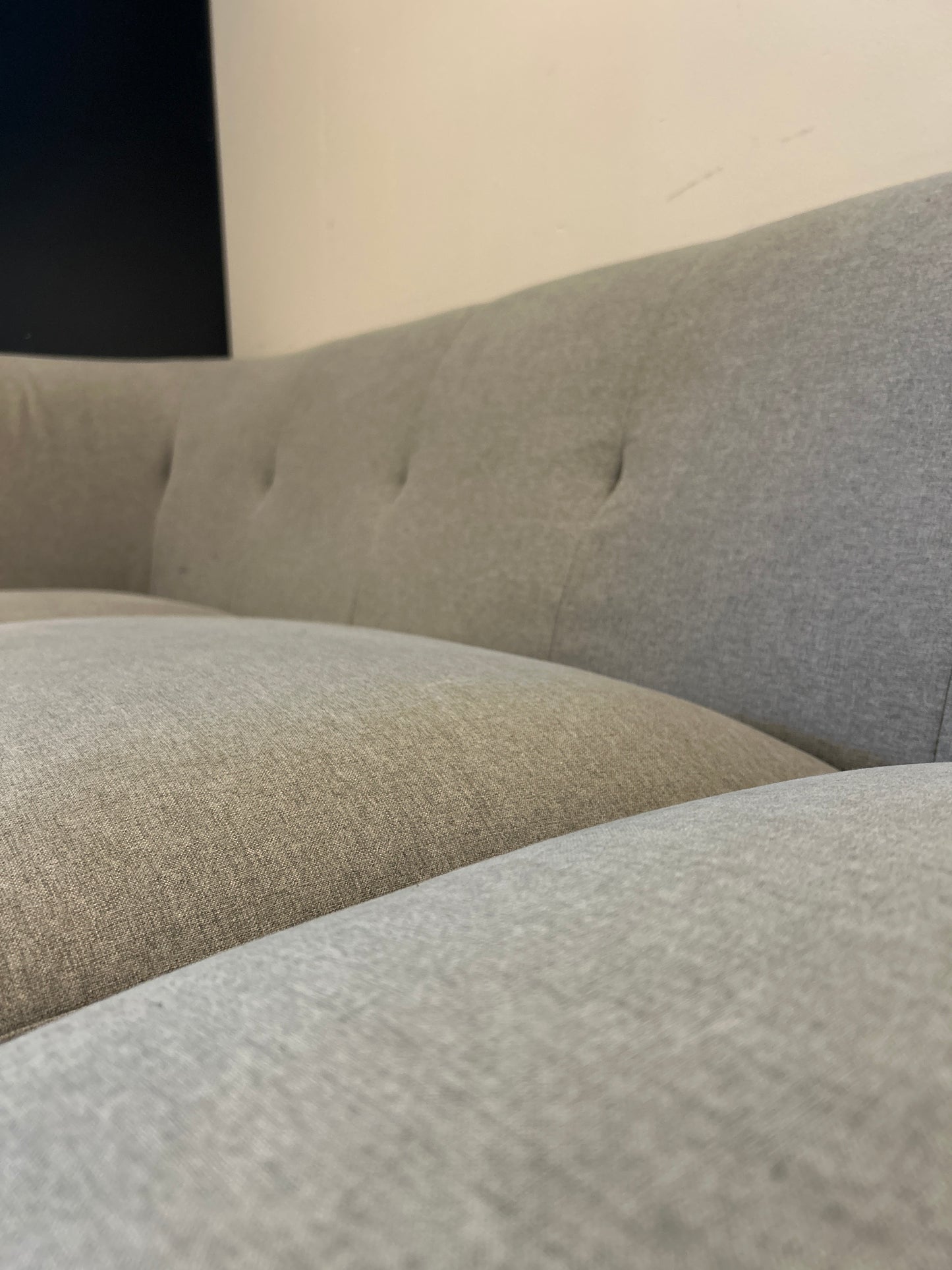 Scandinavian Designs Dakota Sectional Sofa – Light Gray