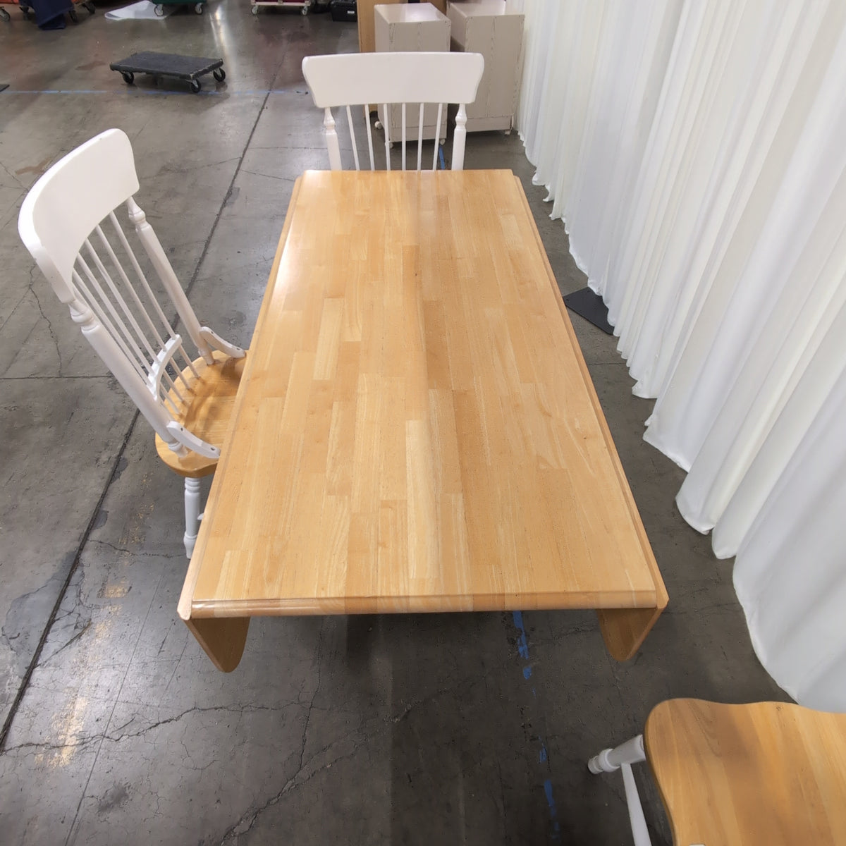 Two-Tone Drop-Leaf Dining Table and Four Chairs with Storage Base