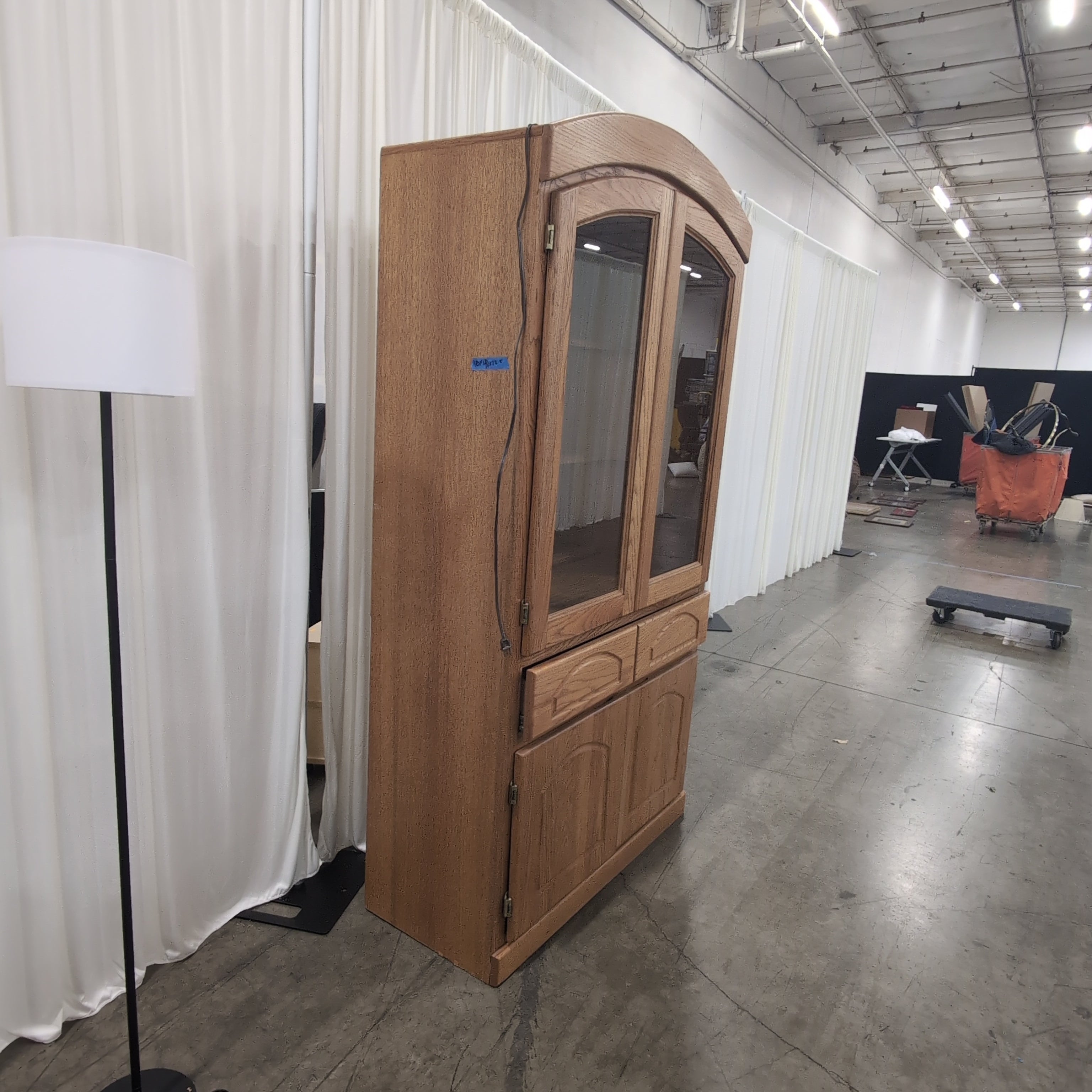 Arched Top Oak Wood China Cabinet with Glass Doors
