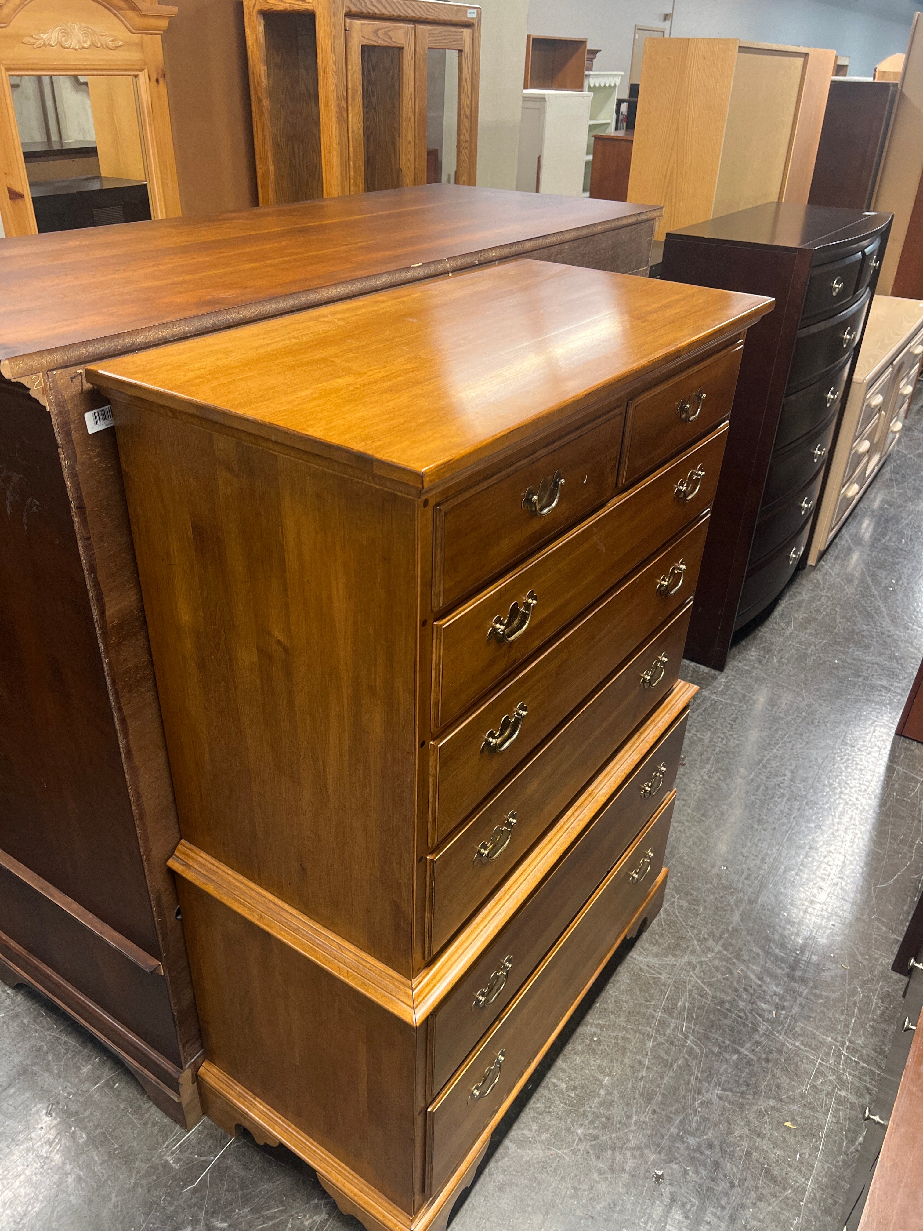 Traditional Seven-Drawer Wooden Dresser Chest