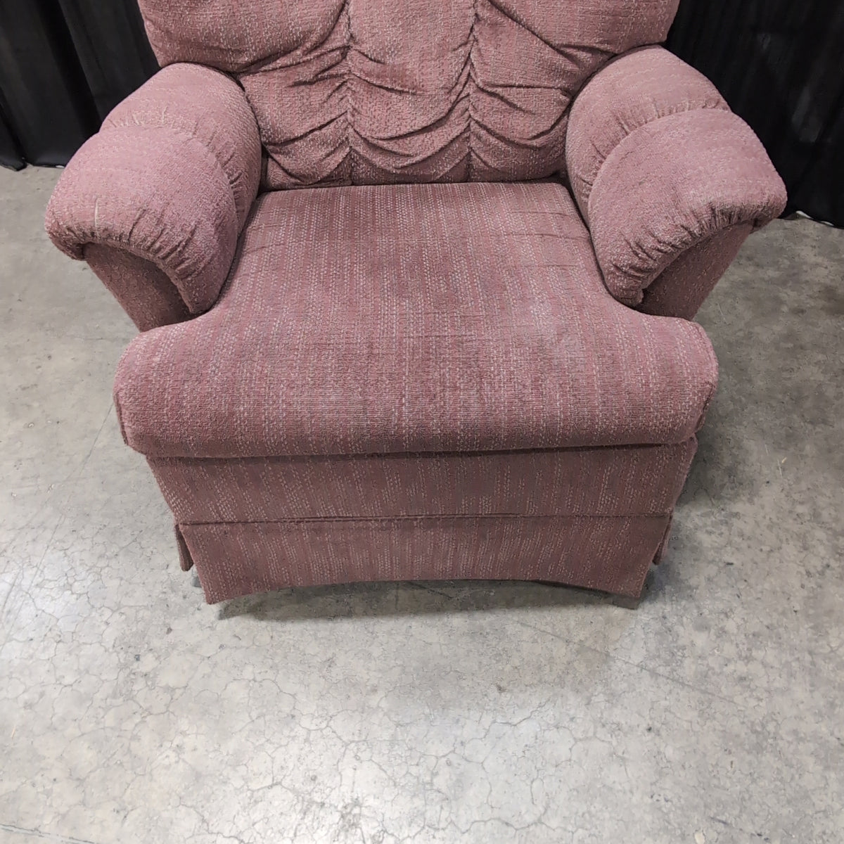 Best Chairs Inc. Plush Dusty Rose Tufted Fabric Recliner