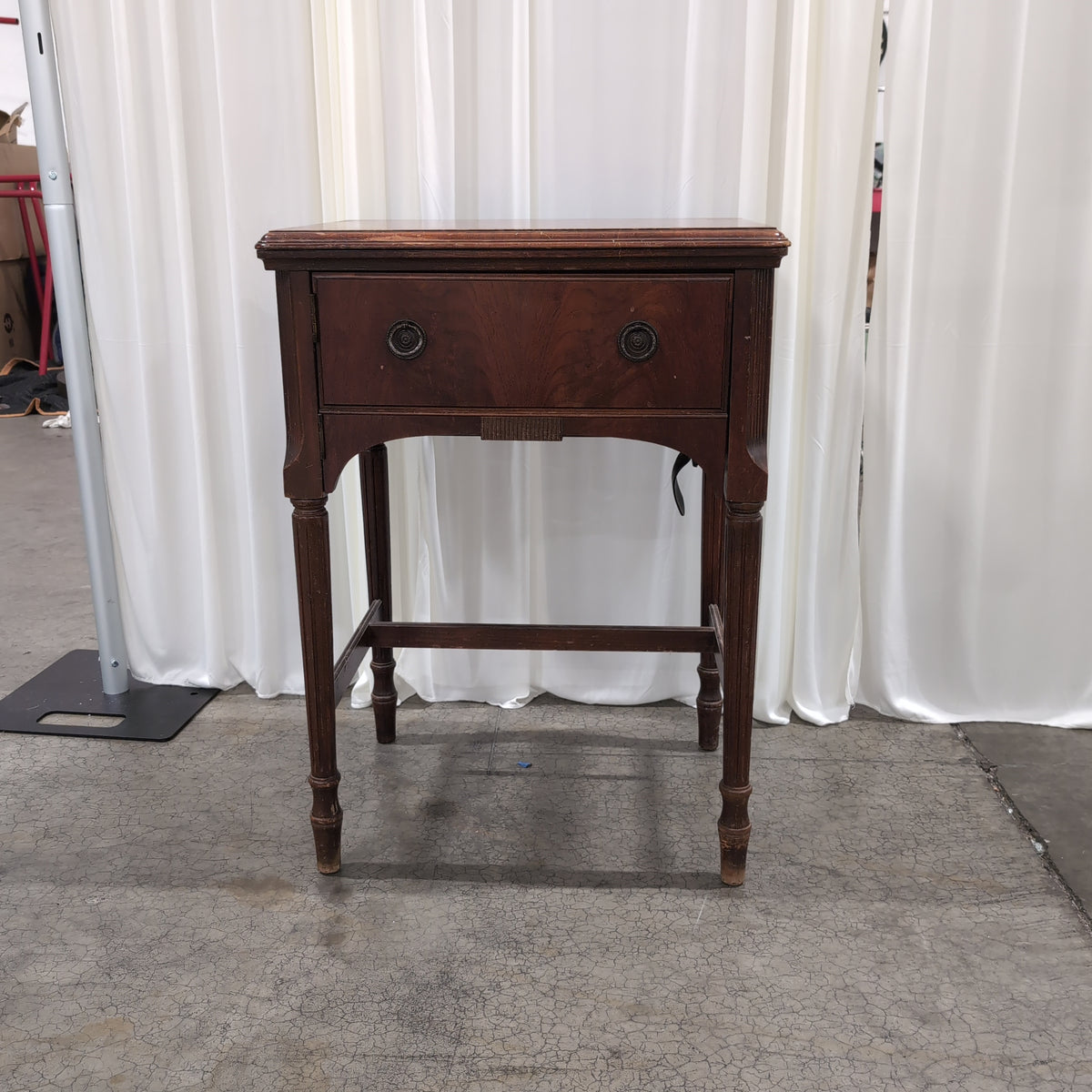 Tree-Westinghouse Dark Brown Wood Antique Sewing Machine