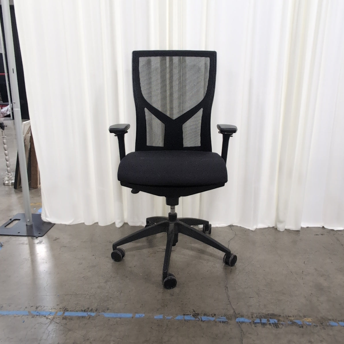 Black Mesh Back Swivel Office Chair with Adjustable Arms