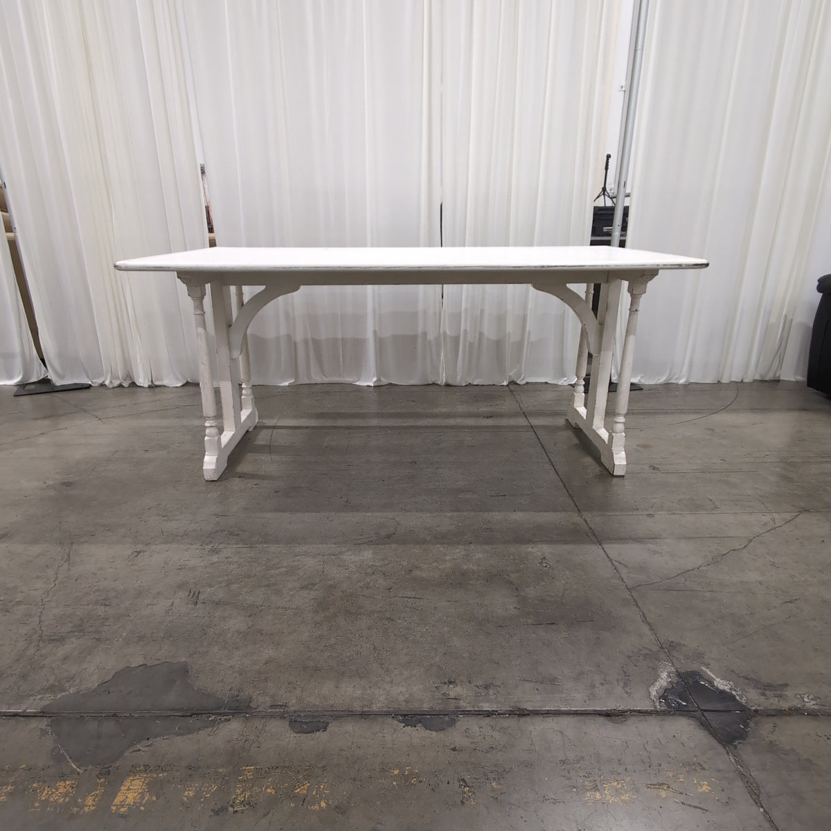White Farmhouse Style Wood Dining Table in Painted Finish