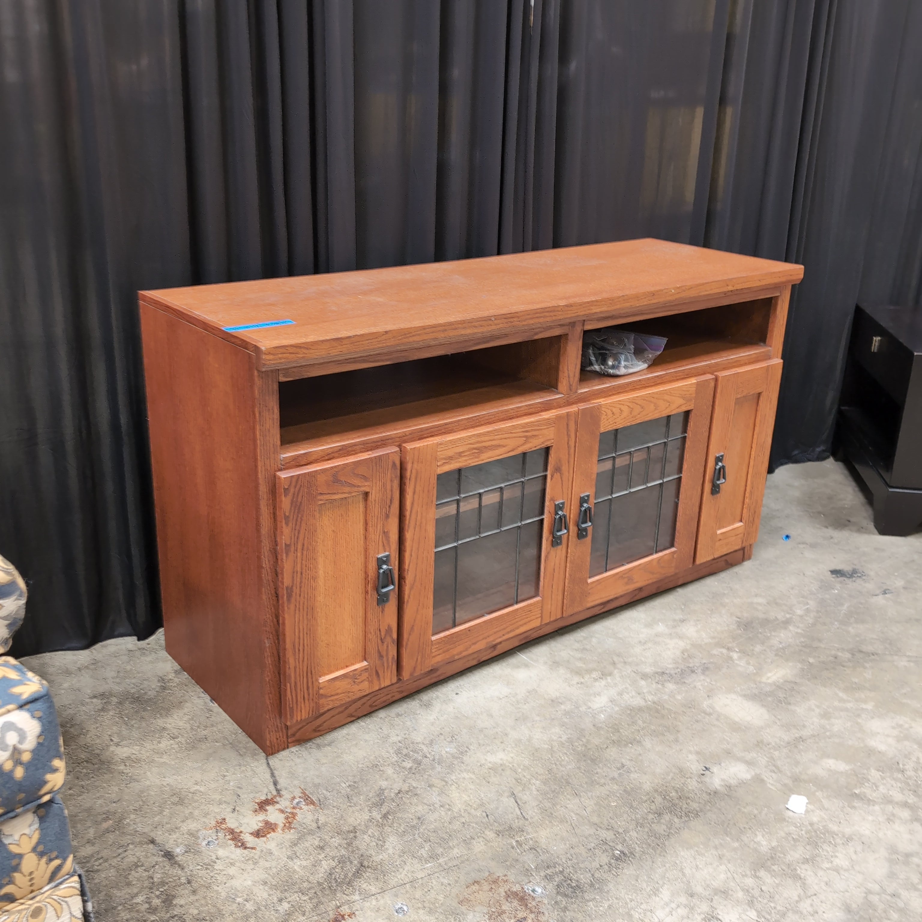 Mission Style Oak Wood China Cabinet with Glass Doors