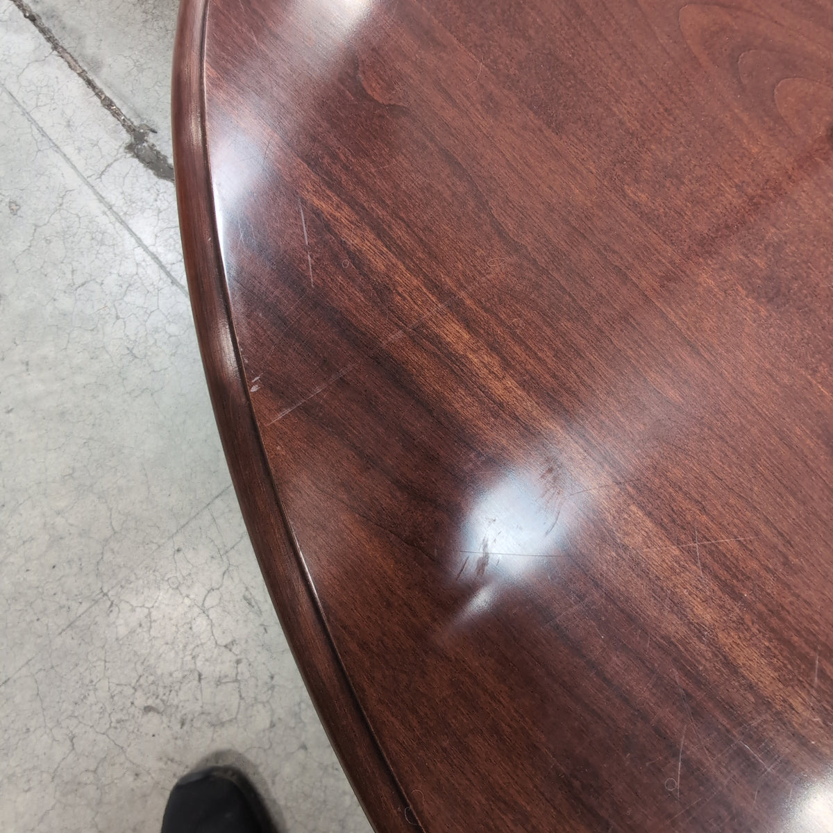Dark Cherry Oval Wood Coffee Table with Cabriole Legs