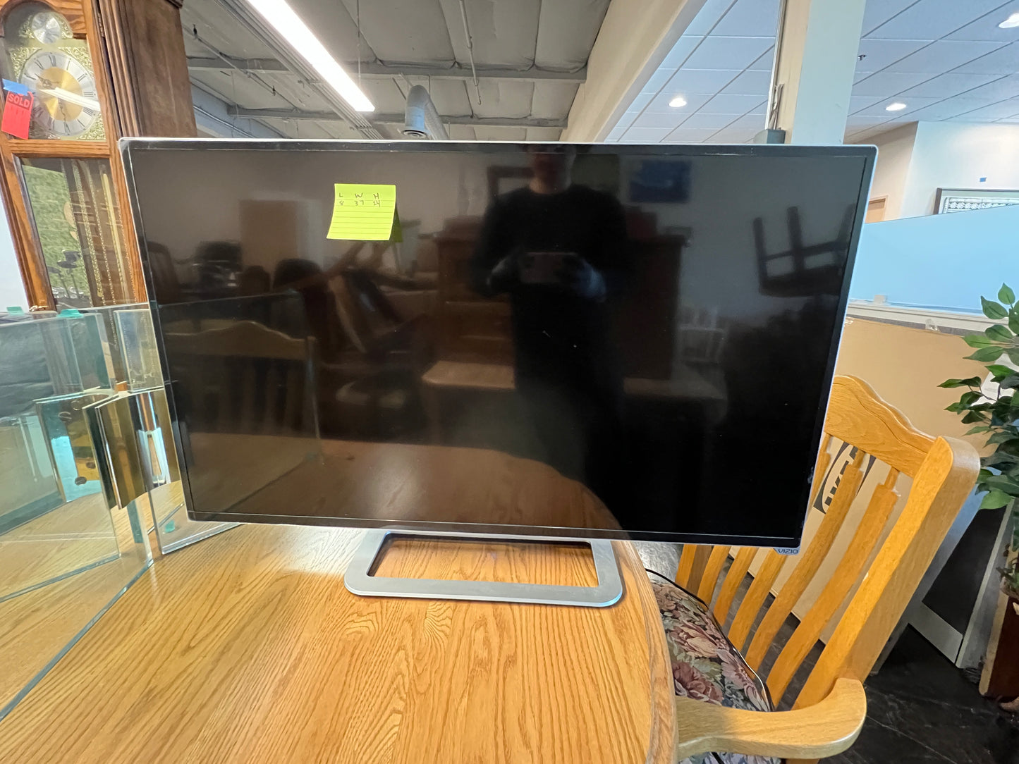 Vizio TV, Model M401i-A3