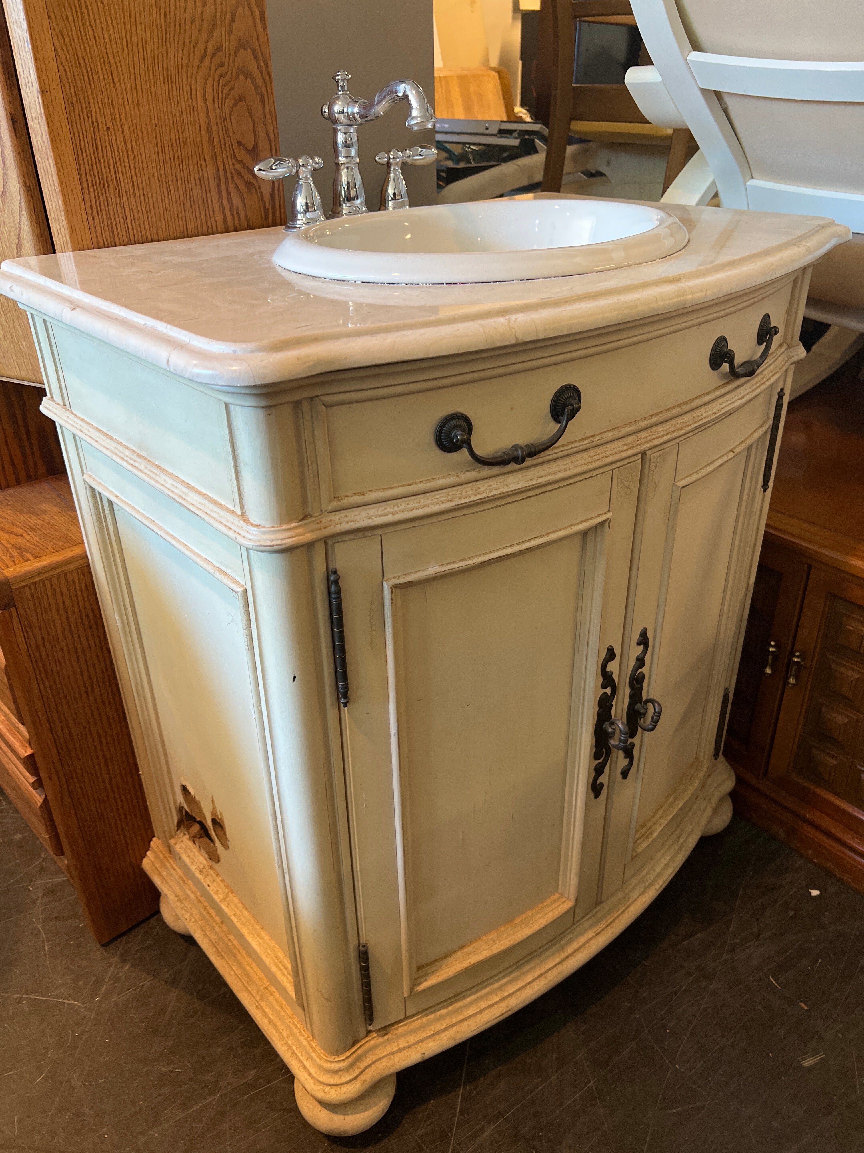 Vintage Single Sink Vanity with Marble Top