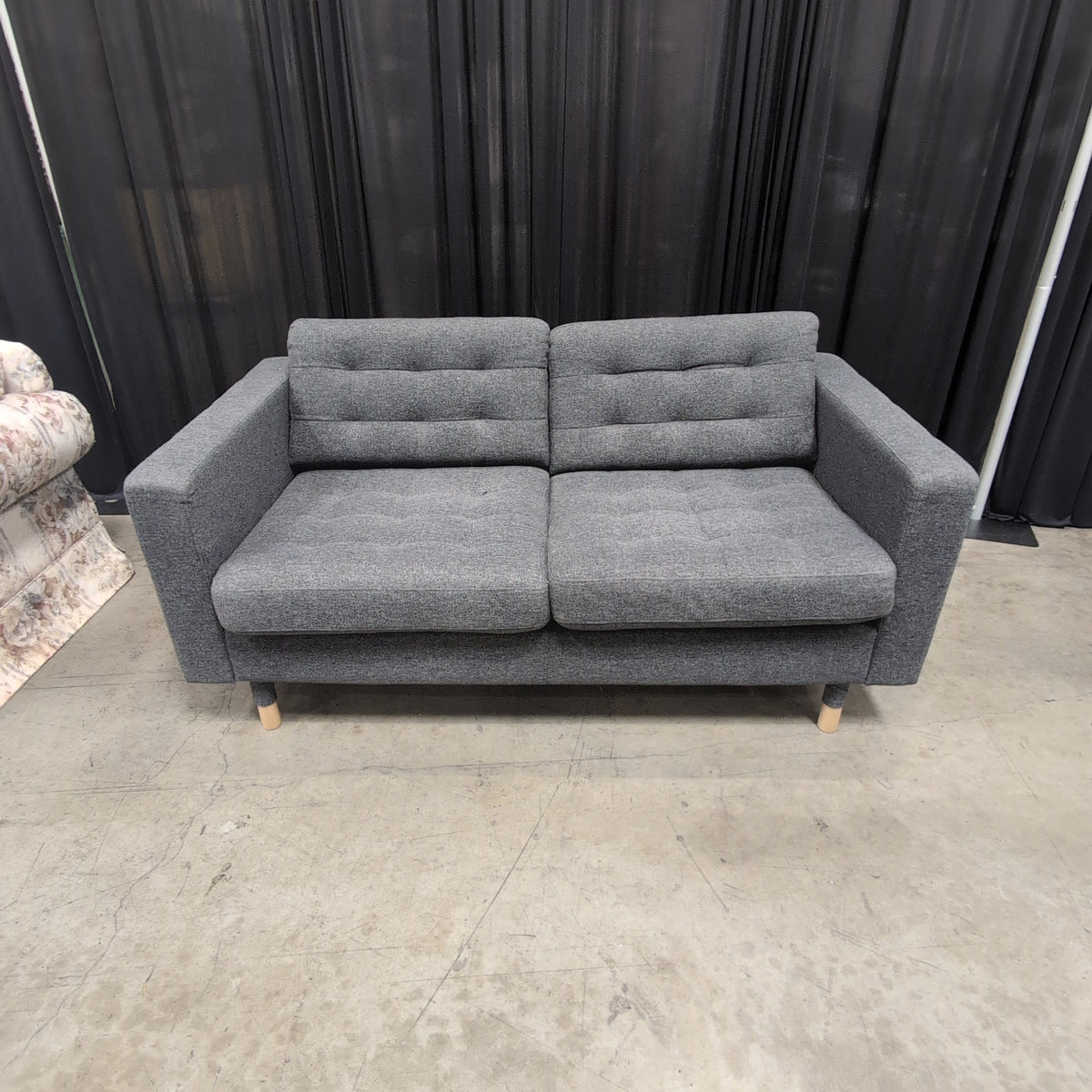 Charcoal Fabric Tufted Loveseat with Tapered Legs