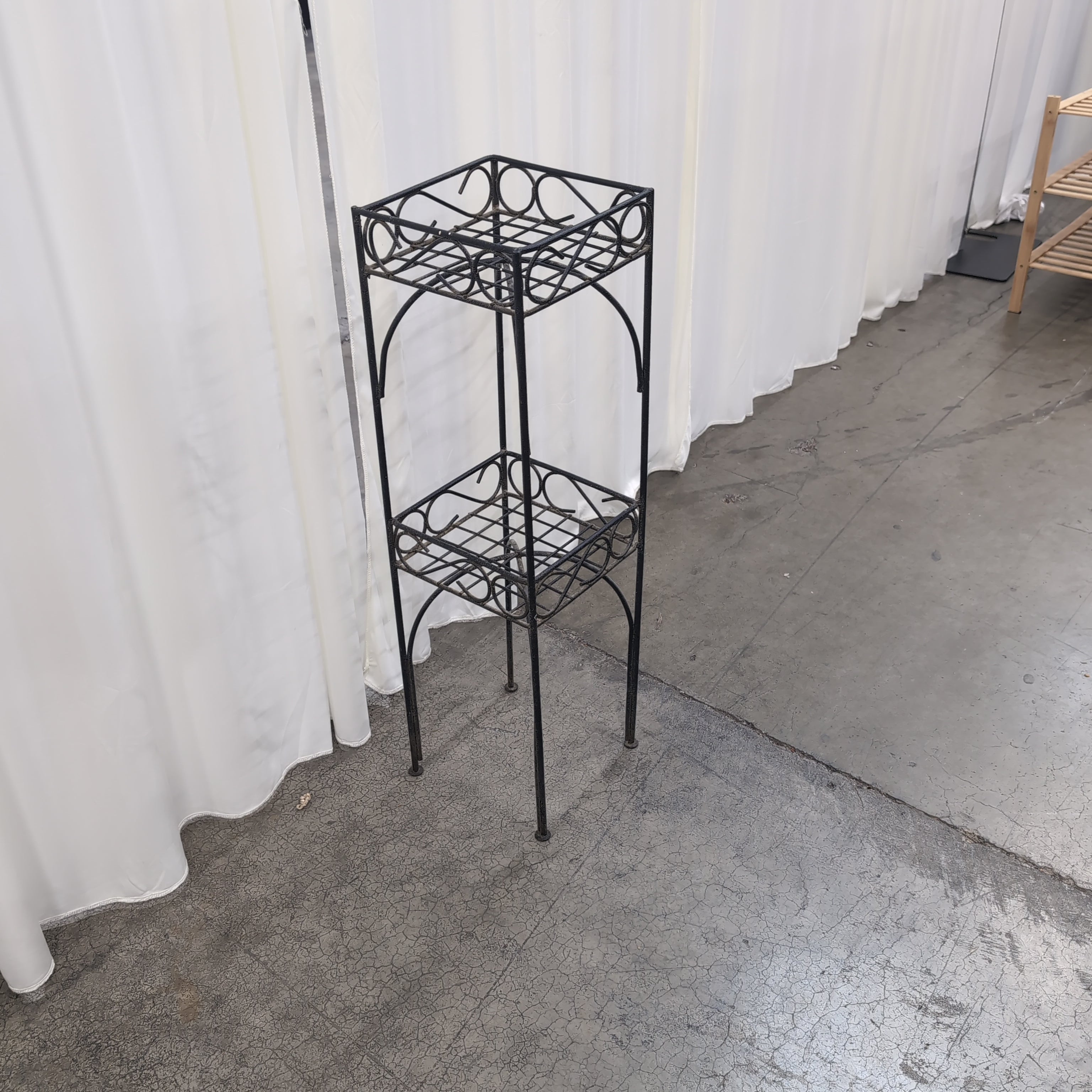 Black Metal Square Grid Storage Basket