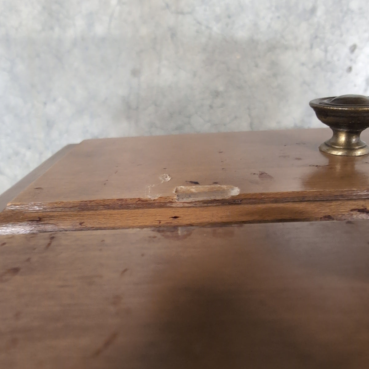 Light Wood Traditional Desk with Spindle Gallery