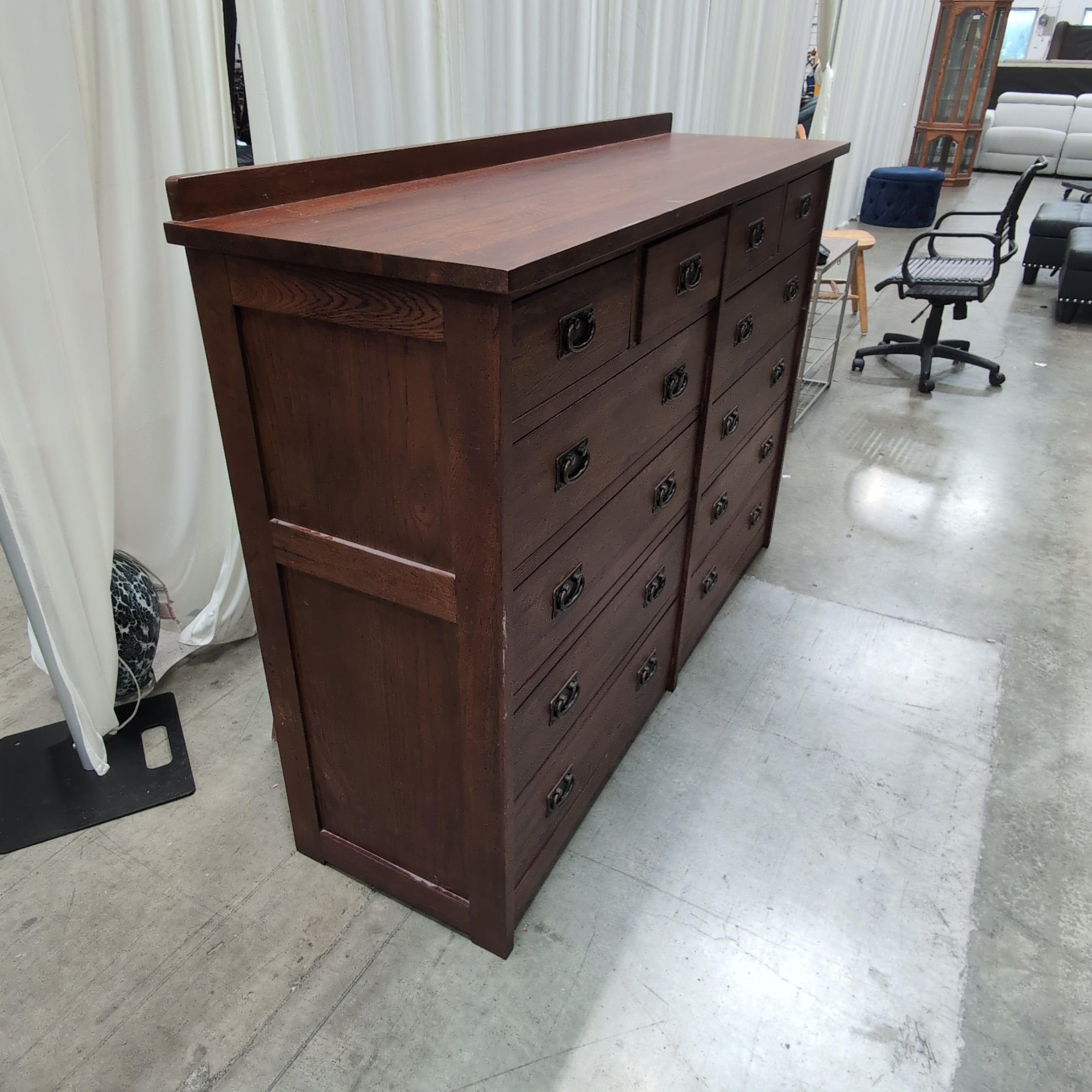Tradewins Traditional Brown Wood Twelve Drawer Dresser with Top Mirror