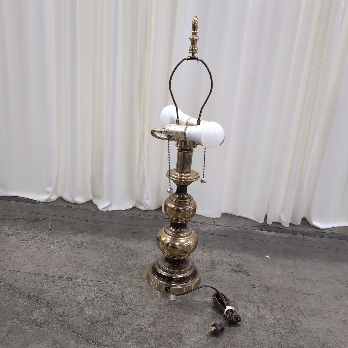 Traditional Brass Table Lamp with Pull Chains