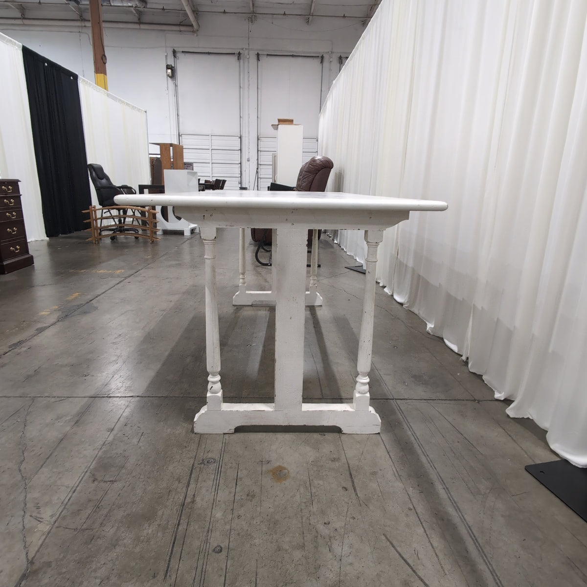 White Farmhouse Style Wood Dining Table in Painted Finish